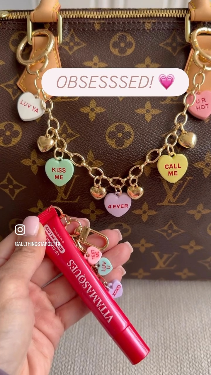 Ok, SO Cute!!  If y’all loved the adorable candy heart purse charm, you’ll def NEED this matching lip charm that pairs perfectly with @vitamasques amazing lip balm!  I love Valentine’s Day and these 2 charms have been my faves all month so far!  Check them out on your next Target run! 💗

* Balm - $4.99
* Lip Charm - $6
* Purse Charm - $10

🎯 Comment ME for a link sent directly to your DMs or check out my bio! 🎯



#target #heart #valentines #cute #viral


#LTKBeauty #LTKmomlife #LTKValentine