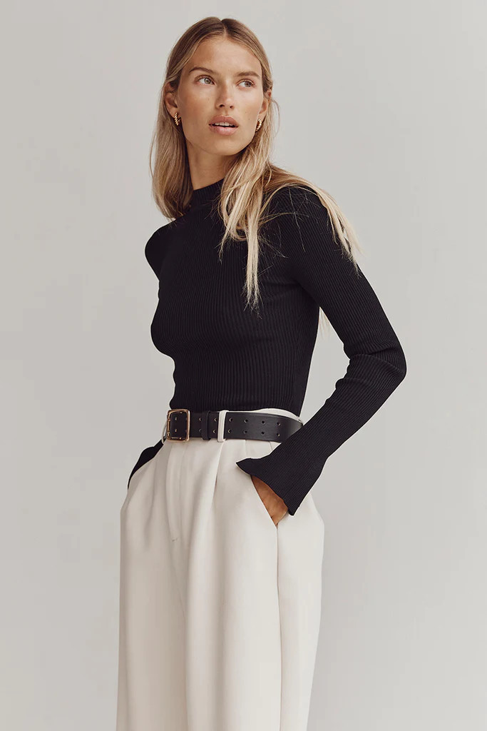 DONNA BLACK SLEEVED KNIT TOP | DISSH