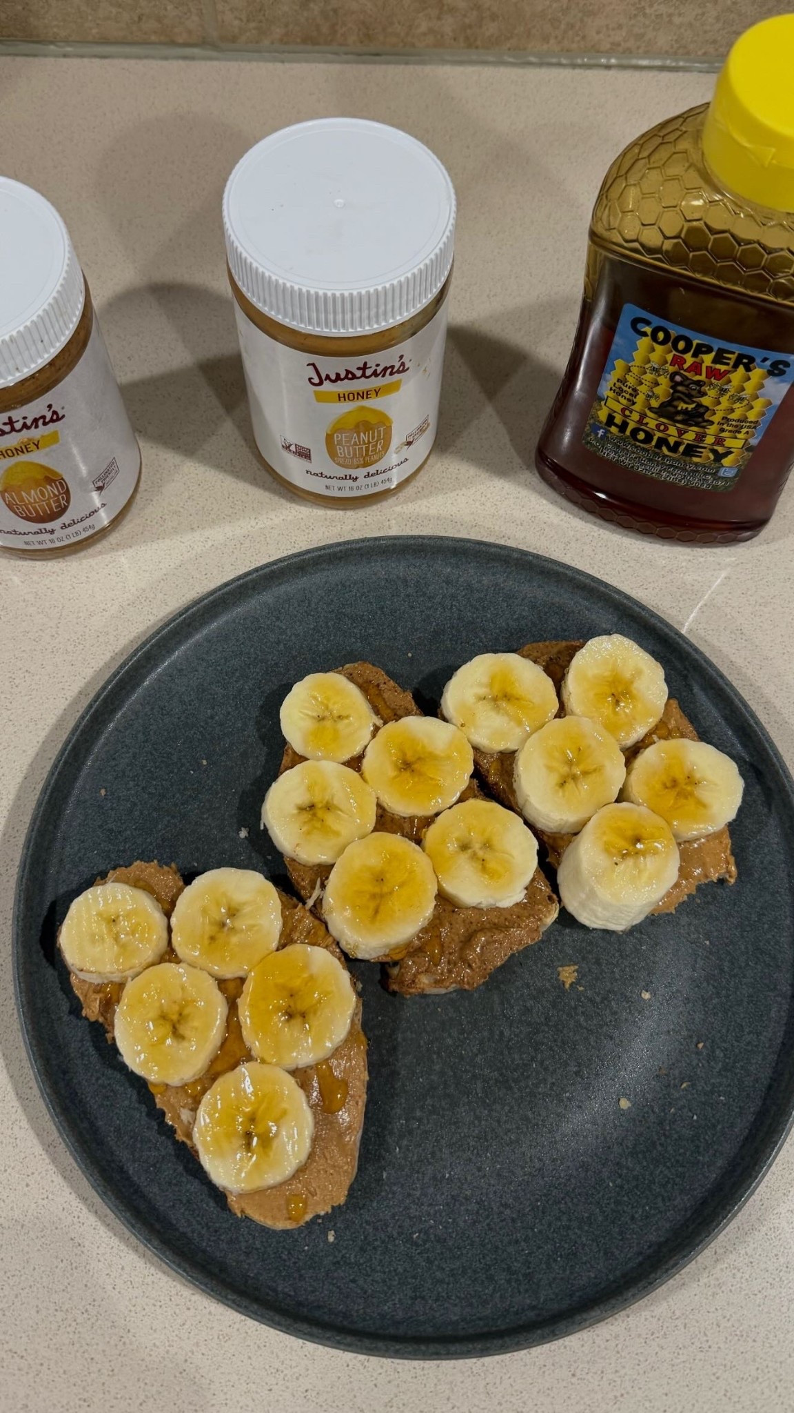 slate stoneware plates 🙌🏼

#LTKHome