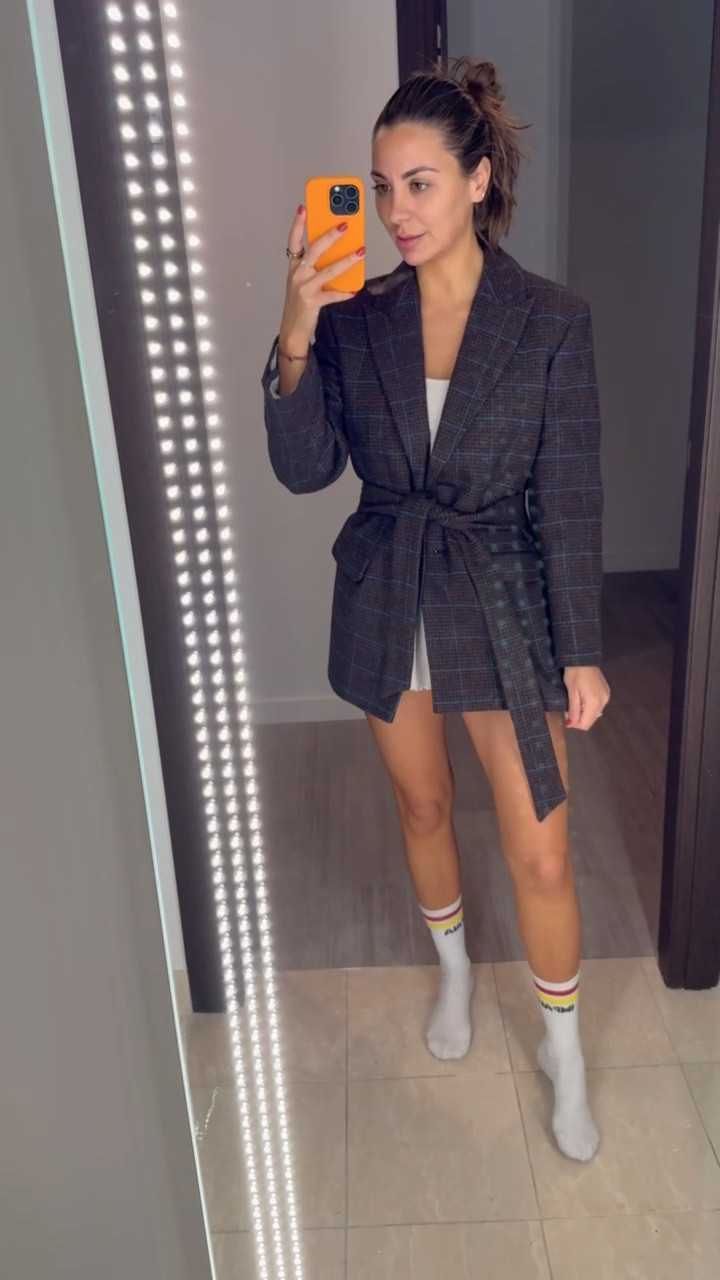 Chic blazers are such a closet staple!
Use code : SALEONSALE for 40% off at Madewell

#LTKSeasonal #LTKworkwear #LTKstyletip