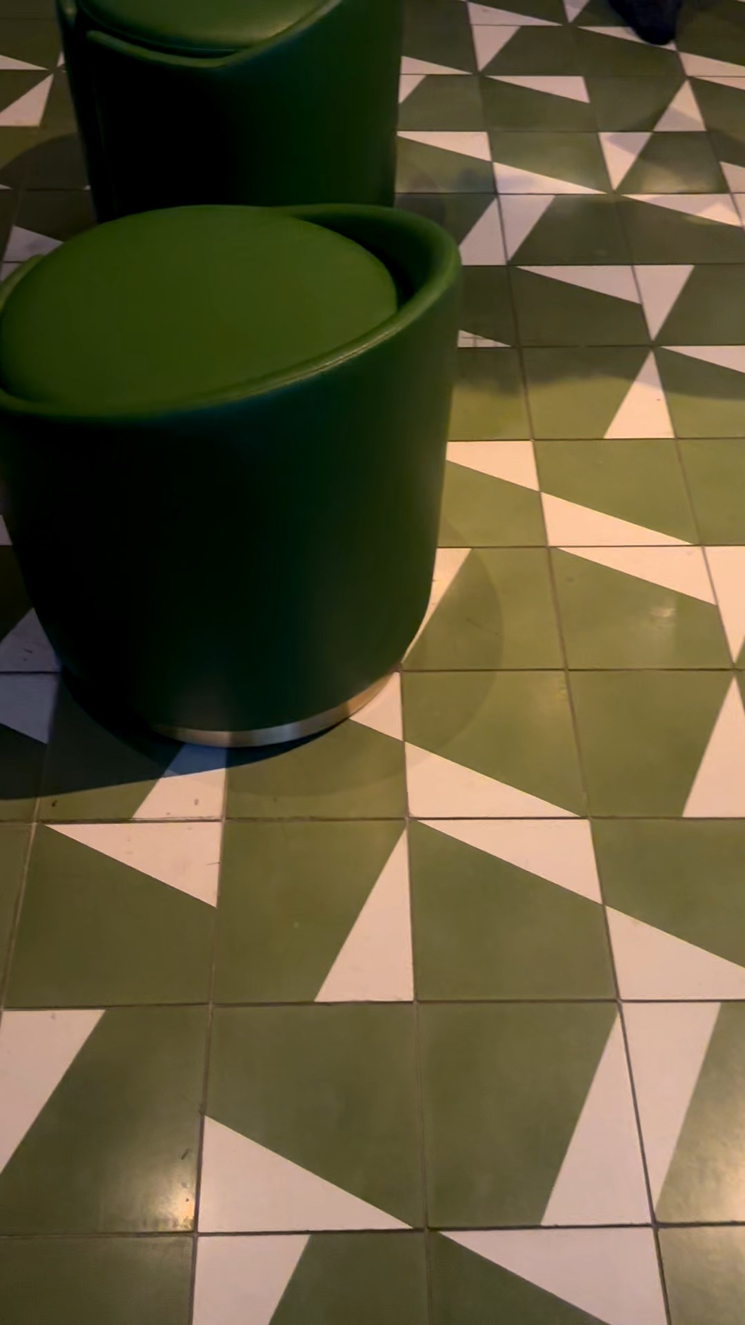 A green-on-green moment — layered, calm, and quietly bold.

#colorstory #interiorstyling #designlovers #homedetails #moderninteriors
#greenfloortile #greenchair

#LTKHome