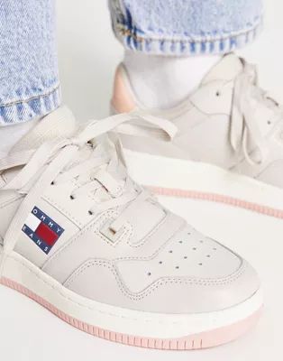 Tommy Jeans retro basket sneakers in cream | ASOS (Global)