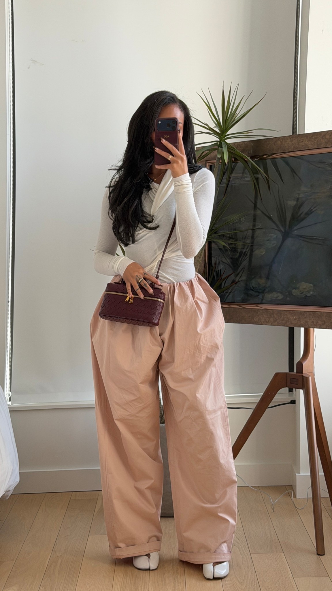 A fun “falll” fit lol. I’m wearing a small in everything. The shirt is originally from source unknown, but I linked some alternatives! 

#LTKStyleTip #LTKSeasonal #LTKFindsUnder100