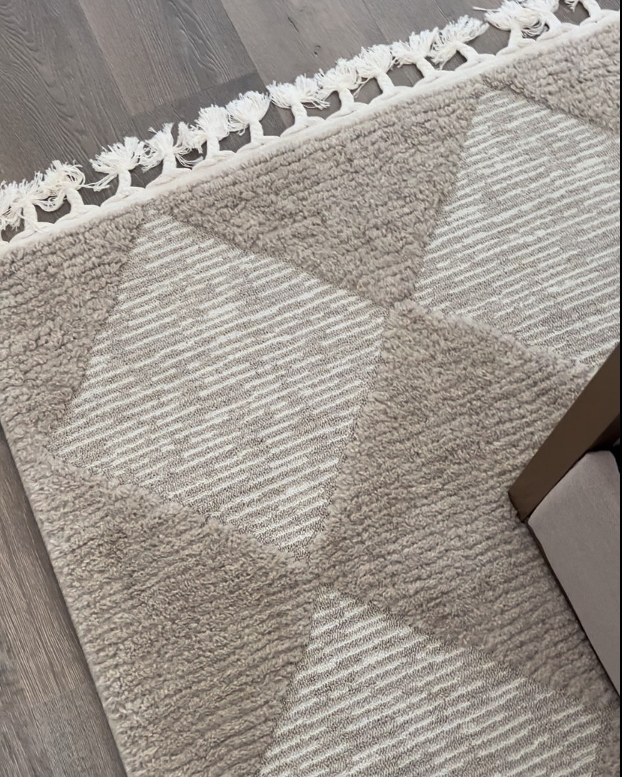 My favorite neutral rugs throughout my home are on sale! 

25% OFF Collabs & 20% OFF Everything Else
Use Code: PREVIEW

Area rugs, neutral rug, home decor, bedroom decor, living room decor, neutral home, organic modern 


#rugsusa 

#LTKSaleAlert #LTKHome