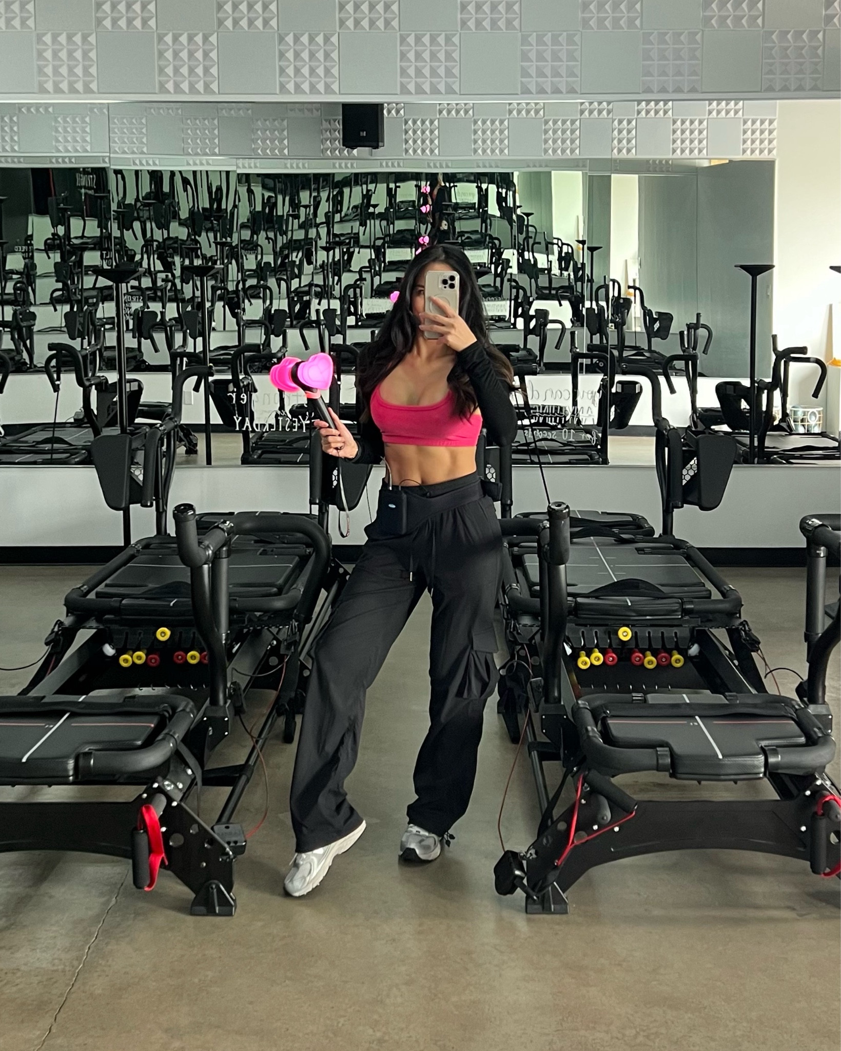 BLACKPINK-themed Lagree class was so much fun!🖤🩷

Height: 5’2 | Bust: 32 | Top Size: Small | Pants Size: XXS | Shoe Size: 4.5 (Big Kids sizing; equivalent to 6 in Women’s sizing) #LTKFitness#LTKStyleTip

#LTKBeauty #LTKActive