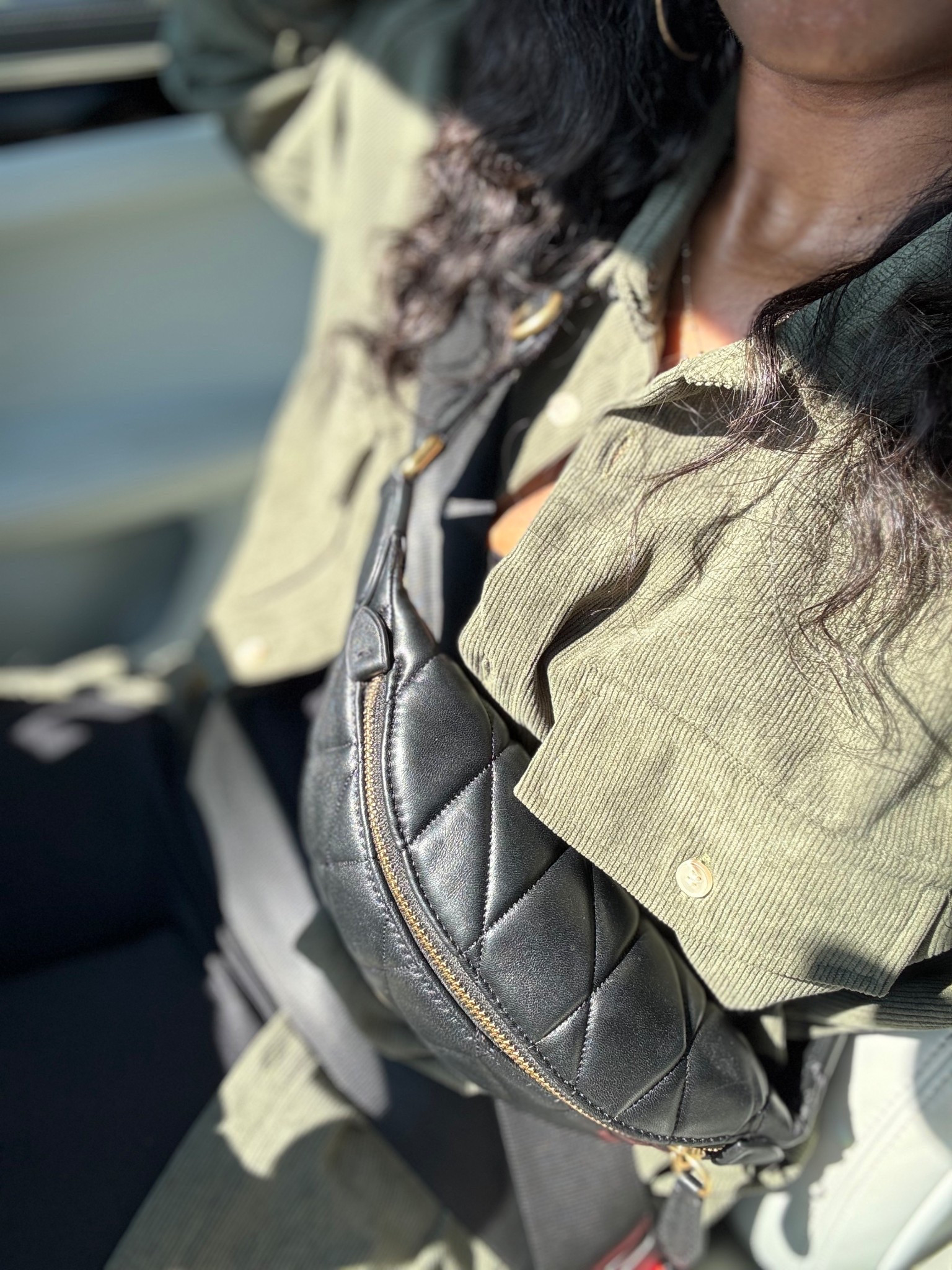 Chill Saturday 🖤✨

#LTKMidsize #LTKStyleTip #LTKItBag