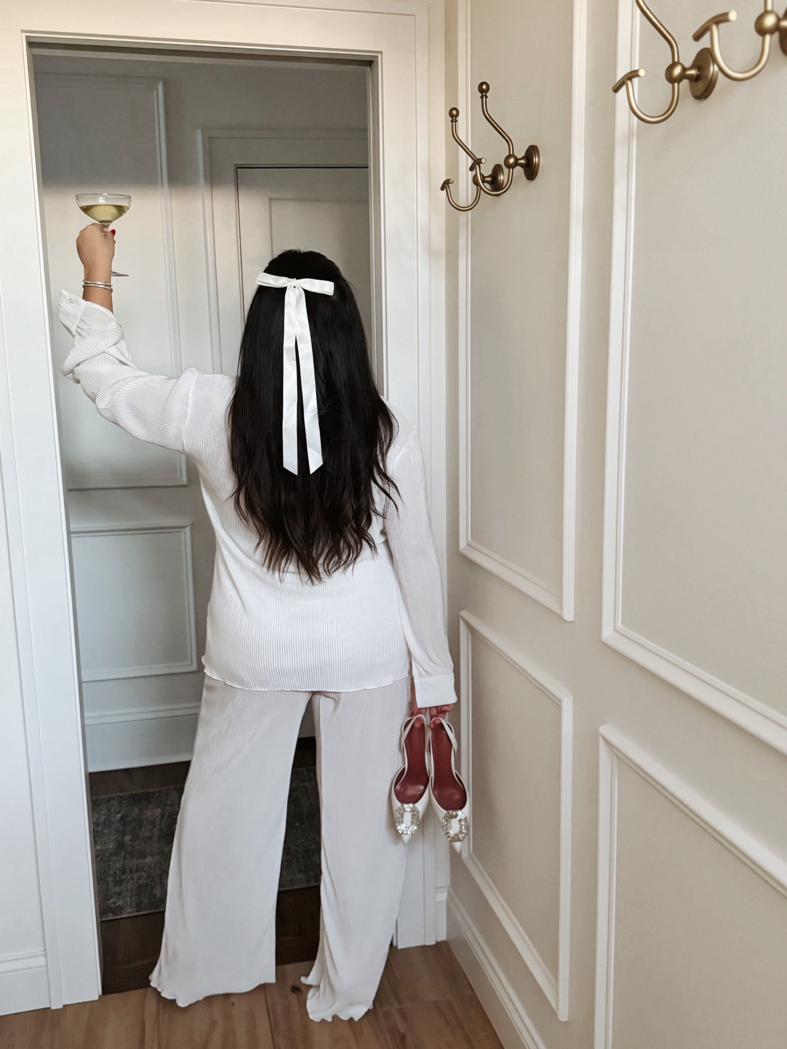 It’s engagement season! Sharing white sets that would be super cute for the bride (especially for getting ready)! 

#LTKwedding #LTKstyletip #LTKmidsize