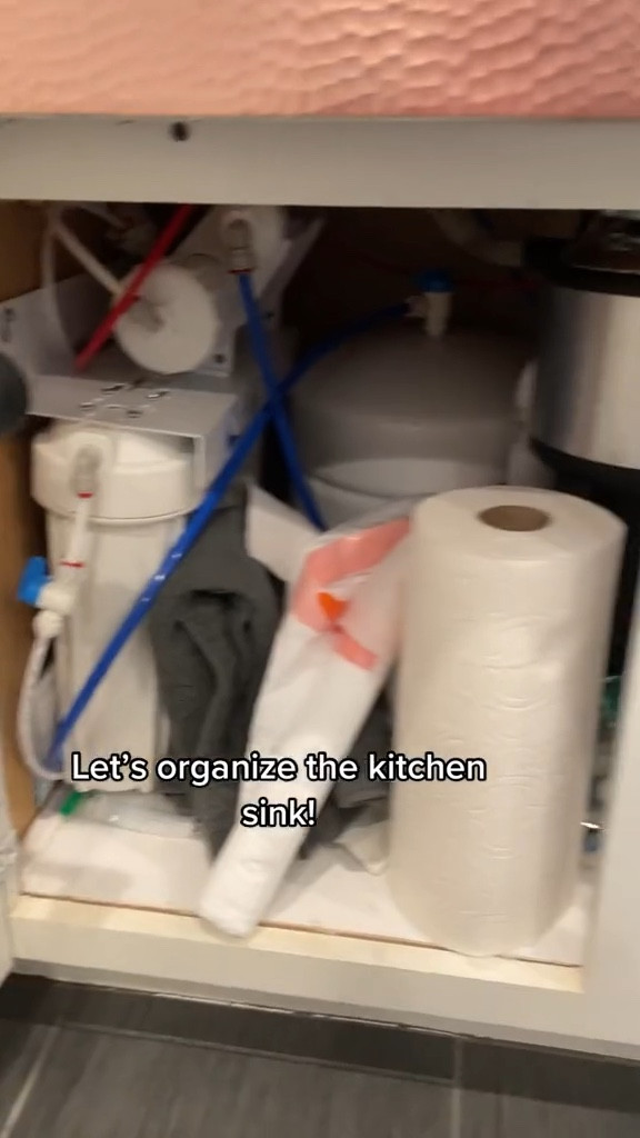 Kitchen Sink Organization

#LTKhome #LTKFind