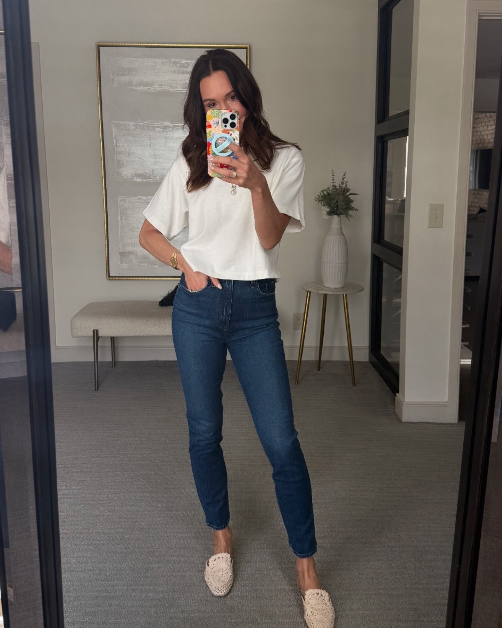This is as close to Carolyn Basset Kennedy’s style as I can get. 🤍 
Simple white tee and a great pair of cigarette jeans. 


#LTKSaleAlert #LTKOver40 #LTKootd
