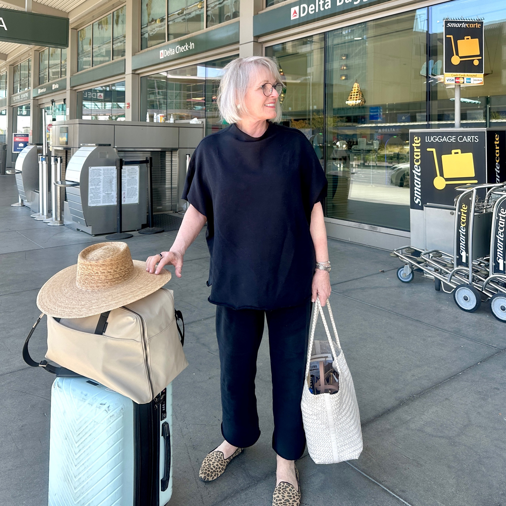 I love the ease of these elevated fleece travel sets from @FrankandEileen. For the first time ever they’re all 30% off Aug 25-26

I’m wearing the Malibu in British Navy size Small. 

#LTKSaleAlert #LTKTravel #LTKStyleTip