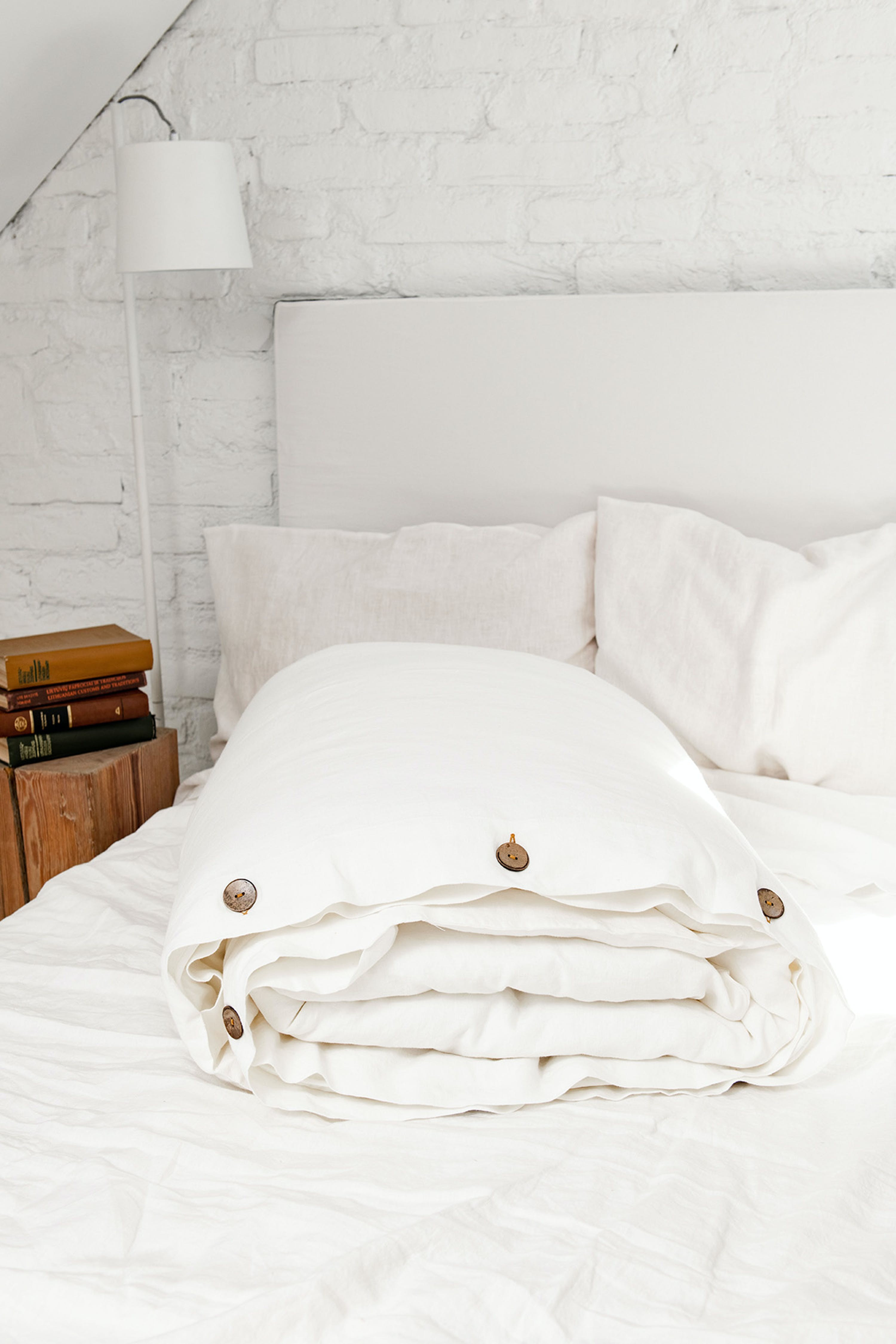 Linen Duvet Cover In White - US TWIN - Also in: UK KING, SINGLE, UK/EU SINGLE, AU/NZ KING, EU KING/I | Verishop