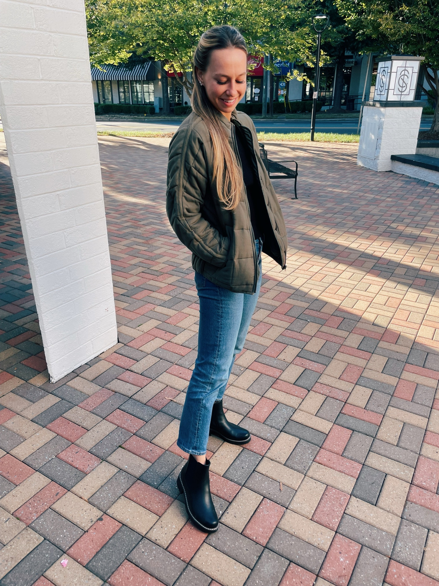 Tonight’s dinner look 👀 
Easy capsule pieces that you can recreate over and over this fall! 

#LTKStyleTip #LTKFindsUnder50 #LTKFindsUnder100