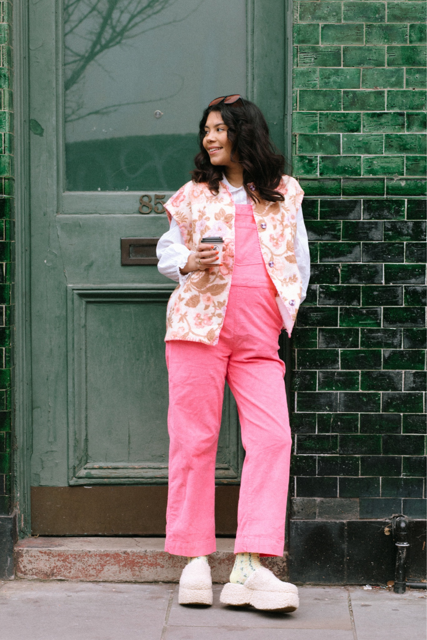 Bump friendly look dungarees and clogs with Peter Pan collar!