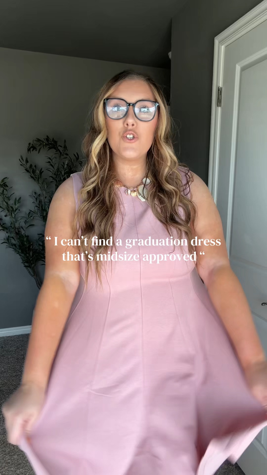 Pink dress that fits midsize perfectly

✨5’8 Size 16 Wearing XXL✨

#LTKMidsize #LTKPlusSize #LTKootd