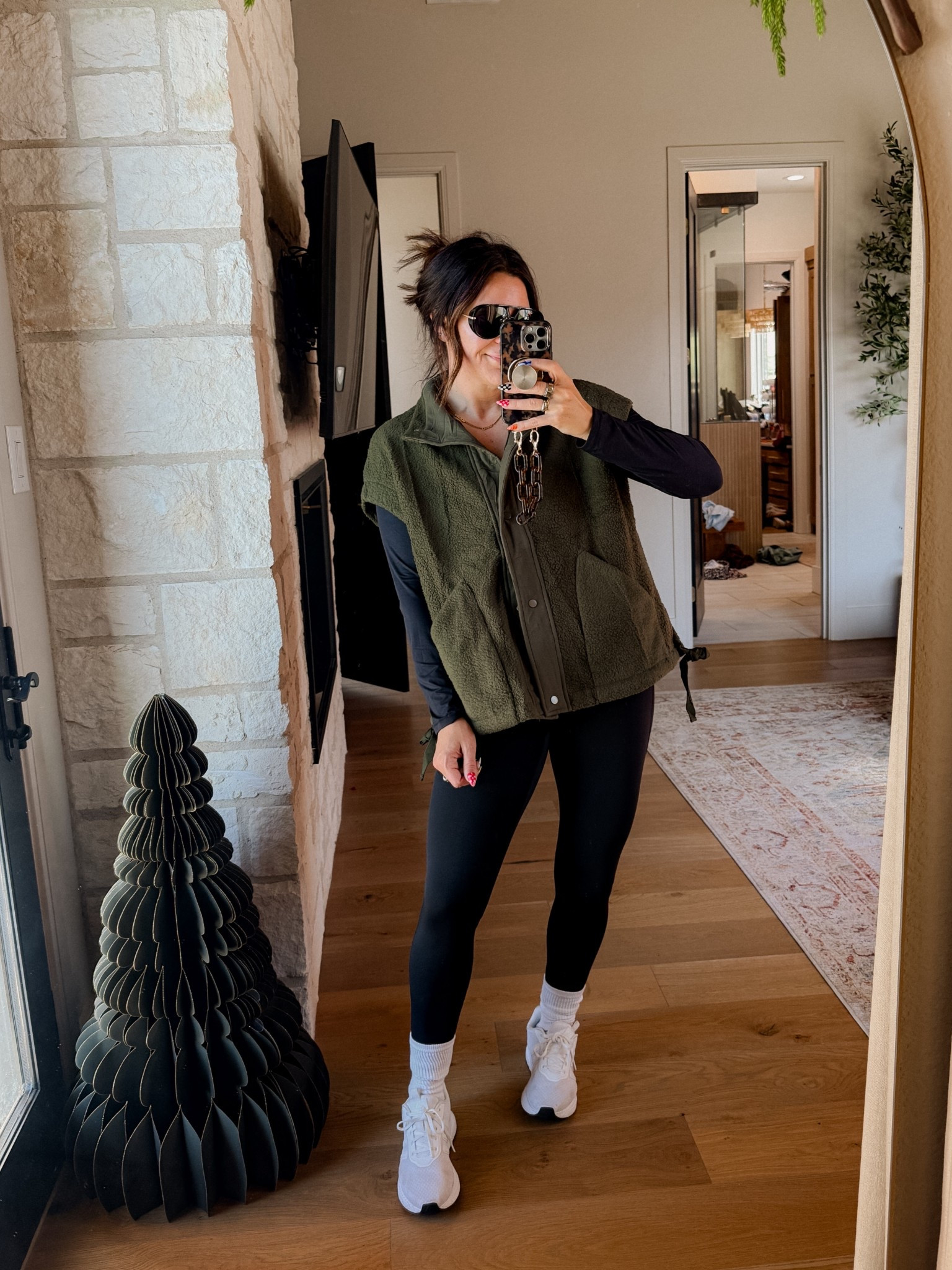 Athletifit 
Top: XL
Vest: XL
Leggings: Large



#LTKActive #LTKMidsize #LTKgrwm