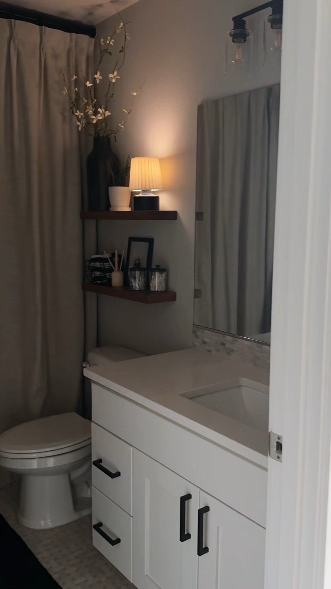 Lamp hack! Cut the cord and use a rechargeable lightbulb. Genius! 💡 Bathroom. Living Room. Shelf Styling. Home Decor. #amazonhome #homehacks

#LTKHome