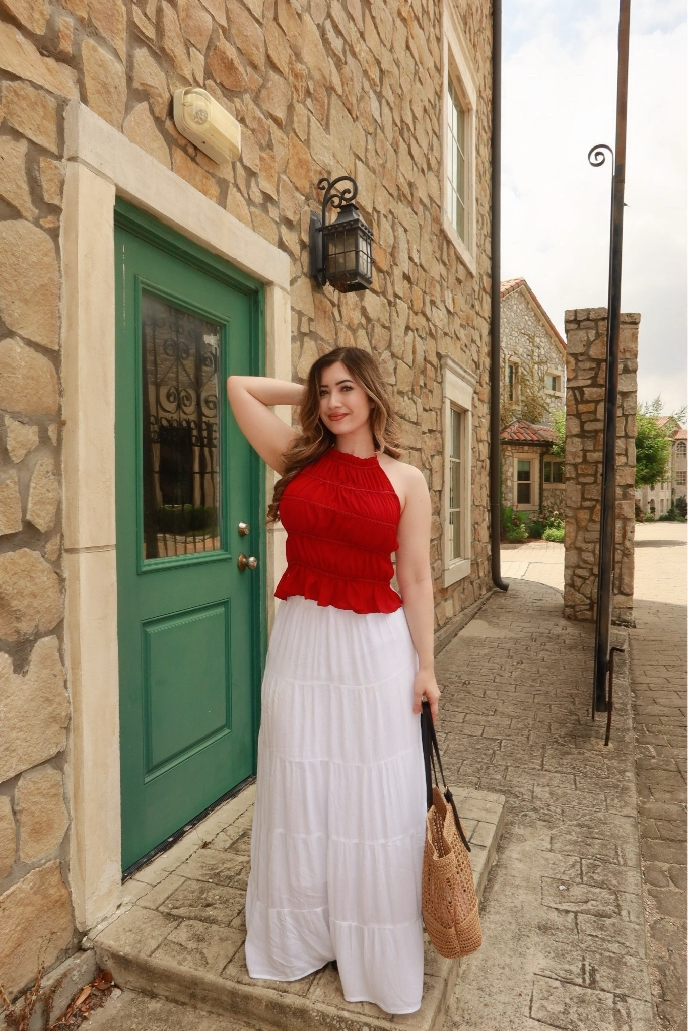 white maxi skirt summer outfit