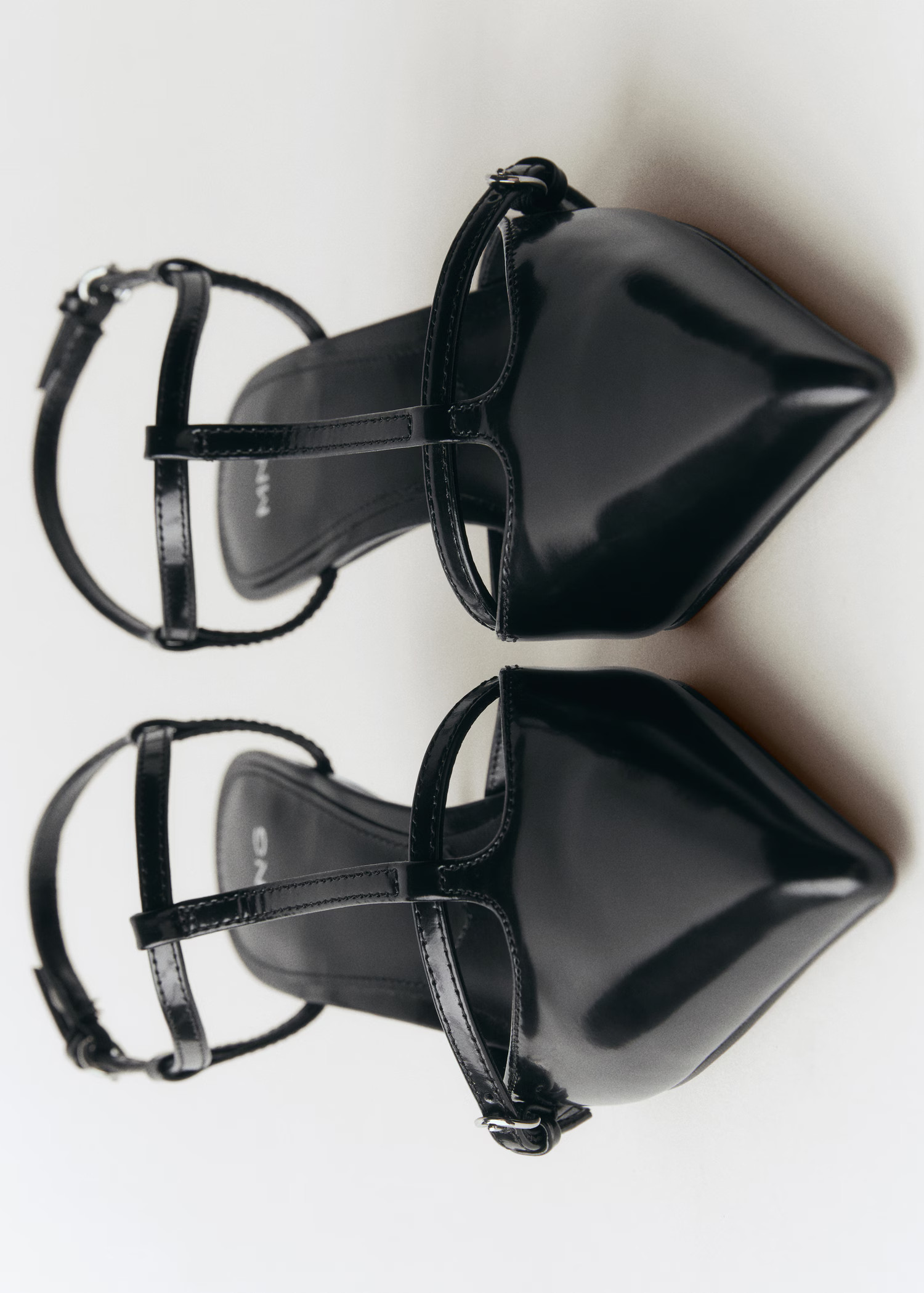 Kitten heel leather shoe | MANGO (US)