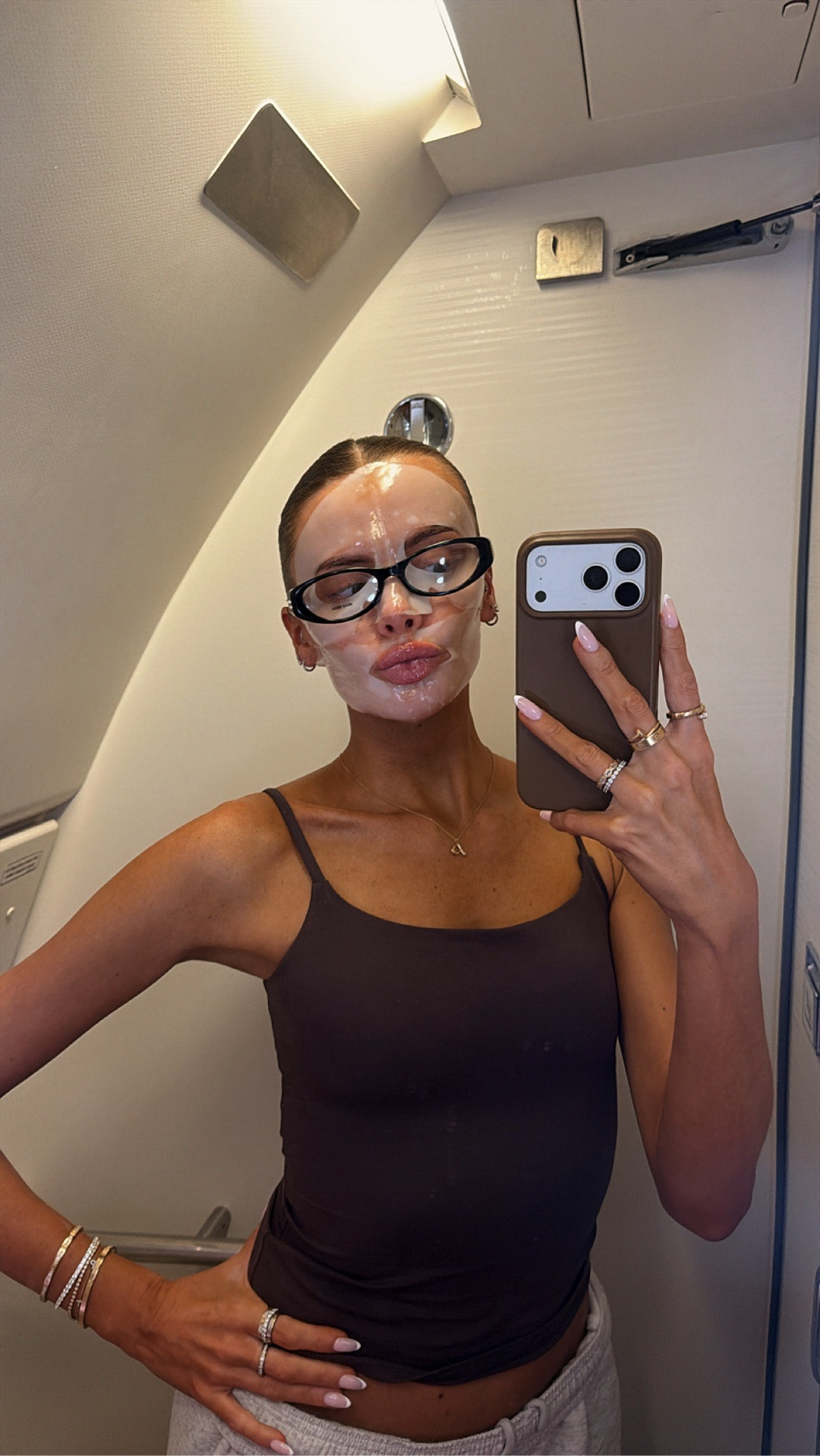 Everything I used linked below 🤍⤵️✈️

#LTKuk #LTKspring #LTKsummer