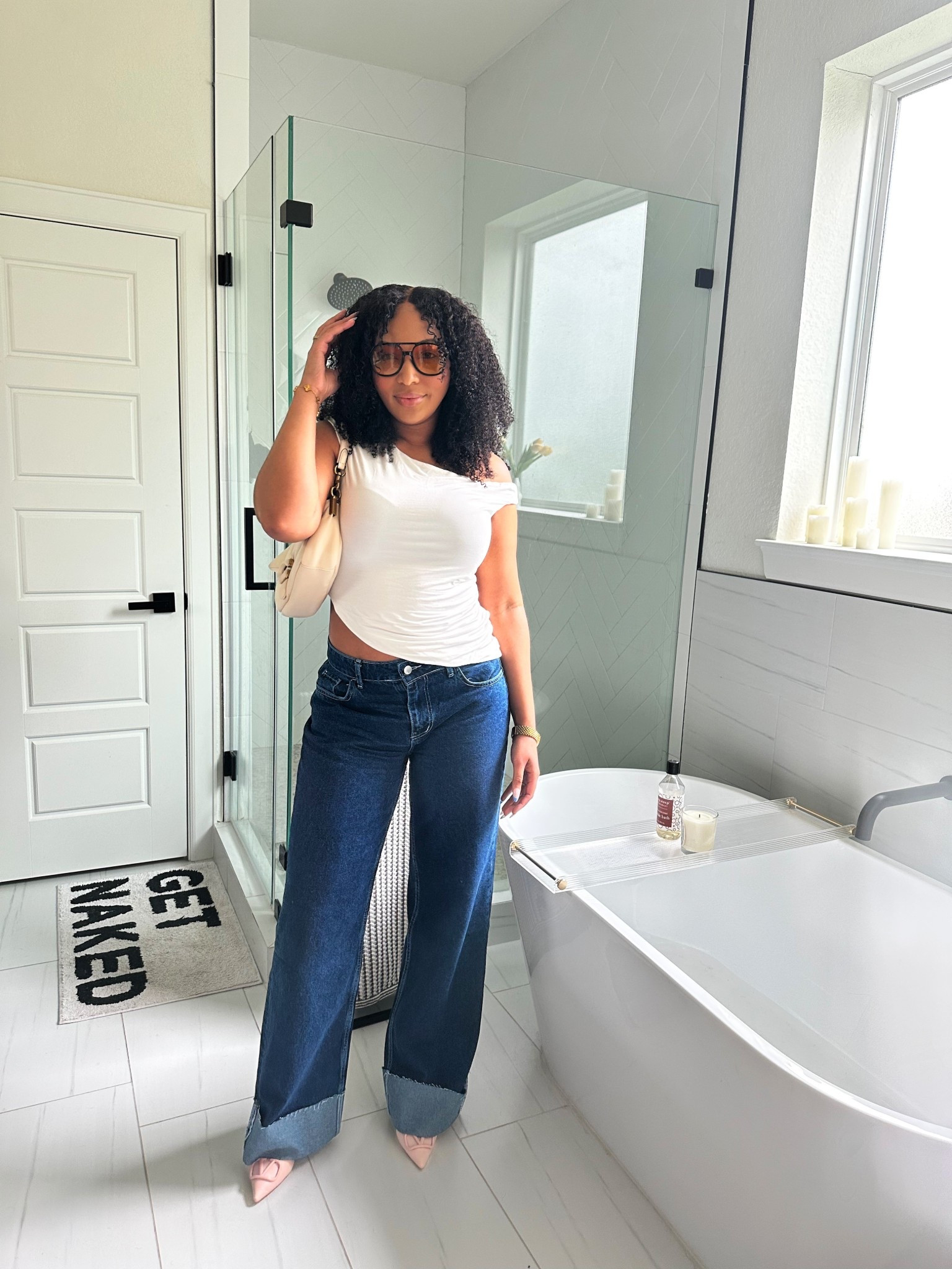 Easy, chic outfit of the day.

Wore this foldover jeans, asymmetrical top & closed toe heel to brunch with a girlfriend.

Top: Size M
Jeans: Size 8/10 (runs small)
I’m 5’6 and they’re LONG. They fit perfectly when I’m wearing a heel though.


#LTKSaleAlert #LTKootd #LTKgrwm