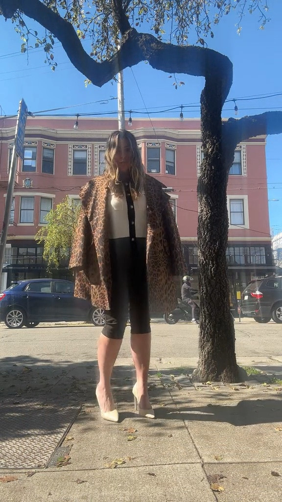 Sezane sweater
Tuckernuck jacket
Revolve capri pants 
Nordstrom pumps 

#LTKWorkwear #LTKSeasonal #LTKStyleTip