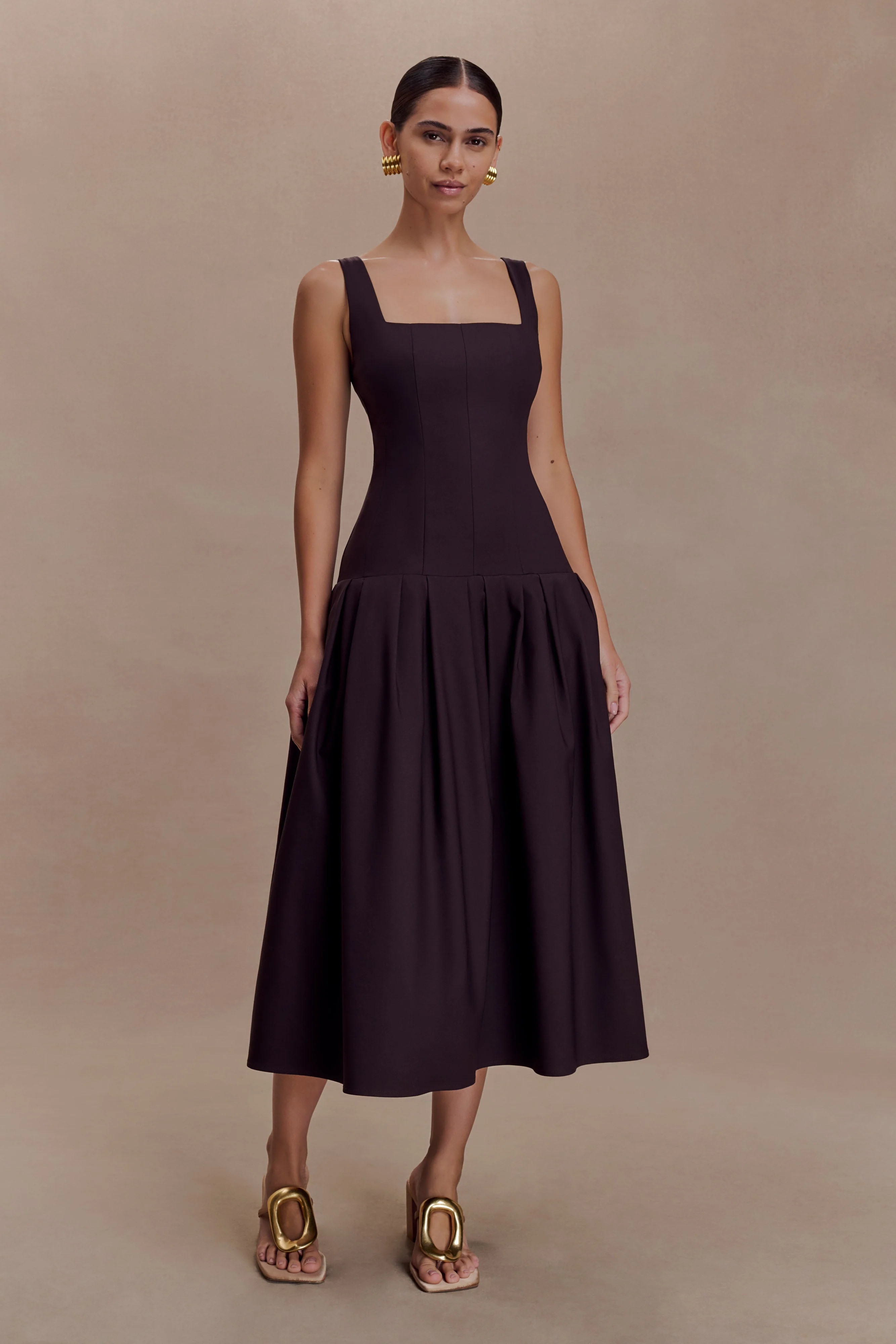 Drop Waist Cotton Midi Dress - Chocolate | MESHKI US