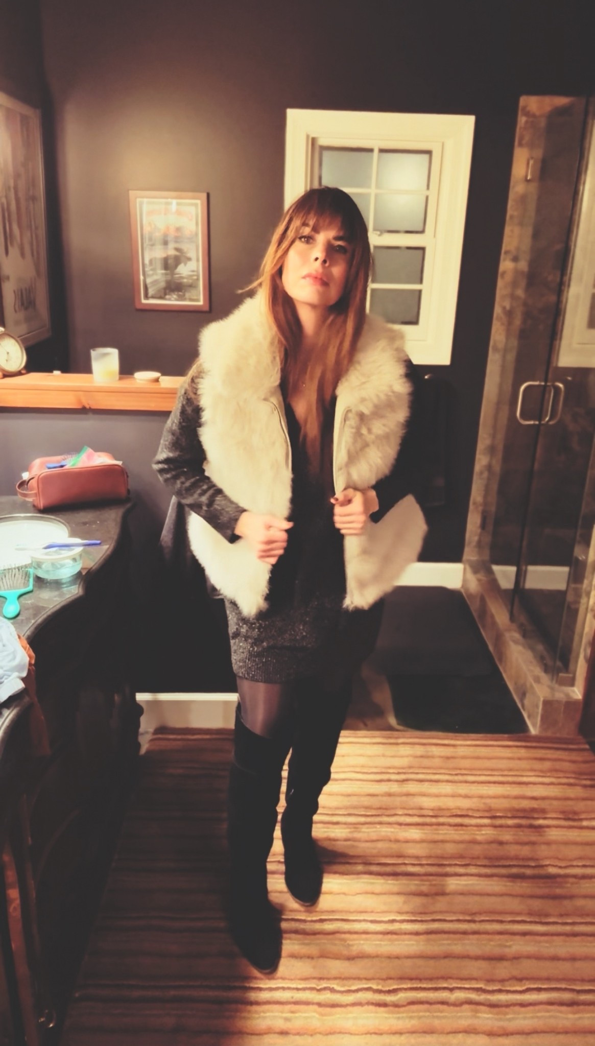 Ryman concert outfit ✨ Cozy vest, easy, glam, and the inspired look I wore to the Little Big Town Christmas show.

#LTKSeasonal #LTKootd #LTKgrwm