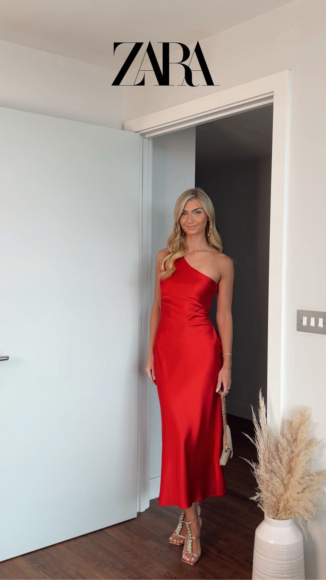 Zara New In ❤️🥂✨🪩 party season is here!!! 

This dress is STUNNING. The fabric, the cut, the back, the asymmetric shoulder… just, WOW!!! So effortlessly chic, classy and yet such a statement. 100/10 for christmas parties, festive drinks & special occasions 🥹💫

(Wearing XS)



Zara New In, Party Dress, Party Season, Partywear, Red Dress, Festive Dress, Zara Haul, Christmas Dresses, Christmas Party Dress, Christmas Party Outfit. 

#LTKpartywear #LTKuk #LTKfestive