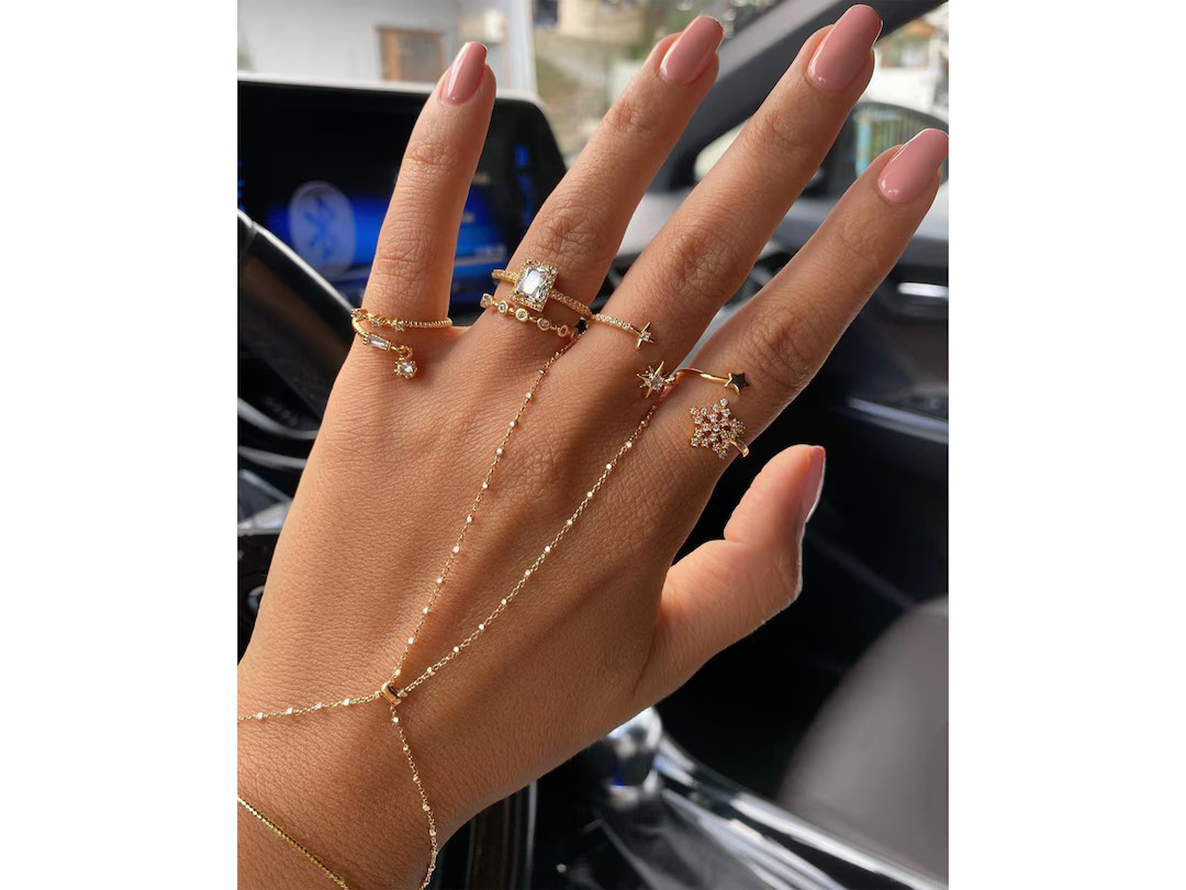 Slave Bracelet, Hand Chain Bracelet, Gold Chain, Bracelet Ring Chain Hand Gold, Y2k Ring - Etsy | Etsy (US)