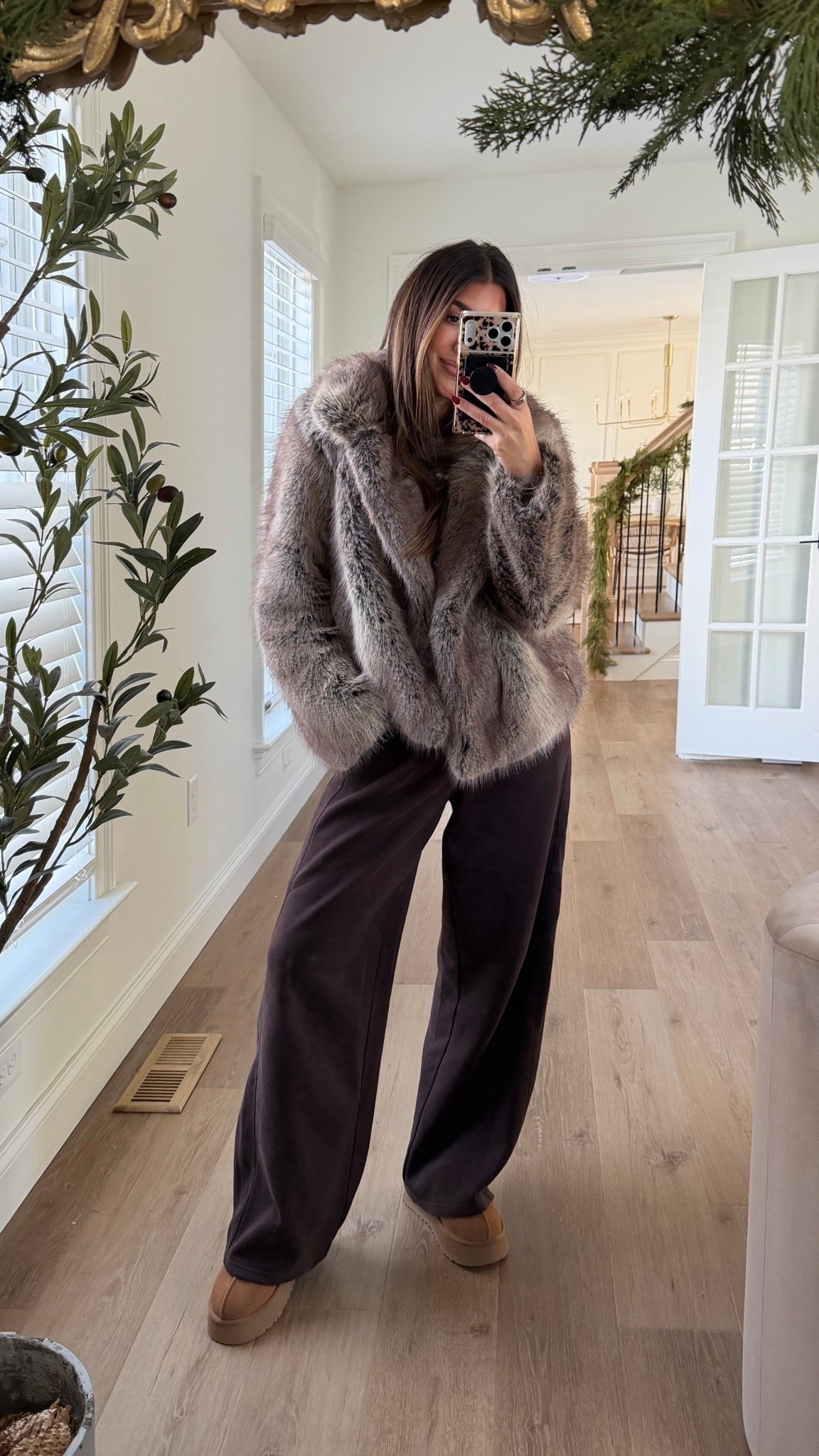 Today’s OOTD

#LTKmomlife #LTKFindsUnder100 #LTKHoliday