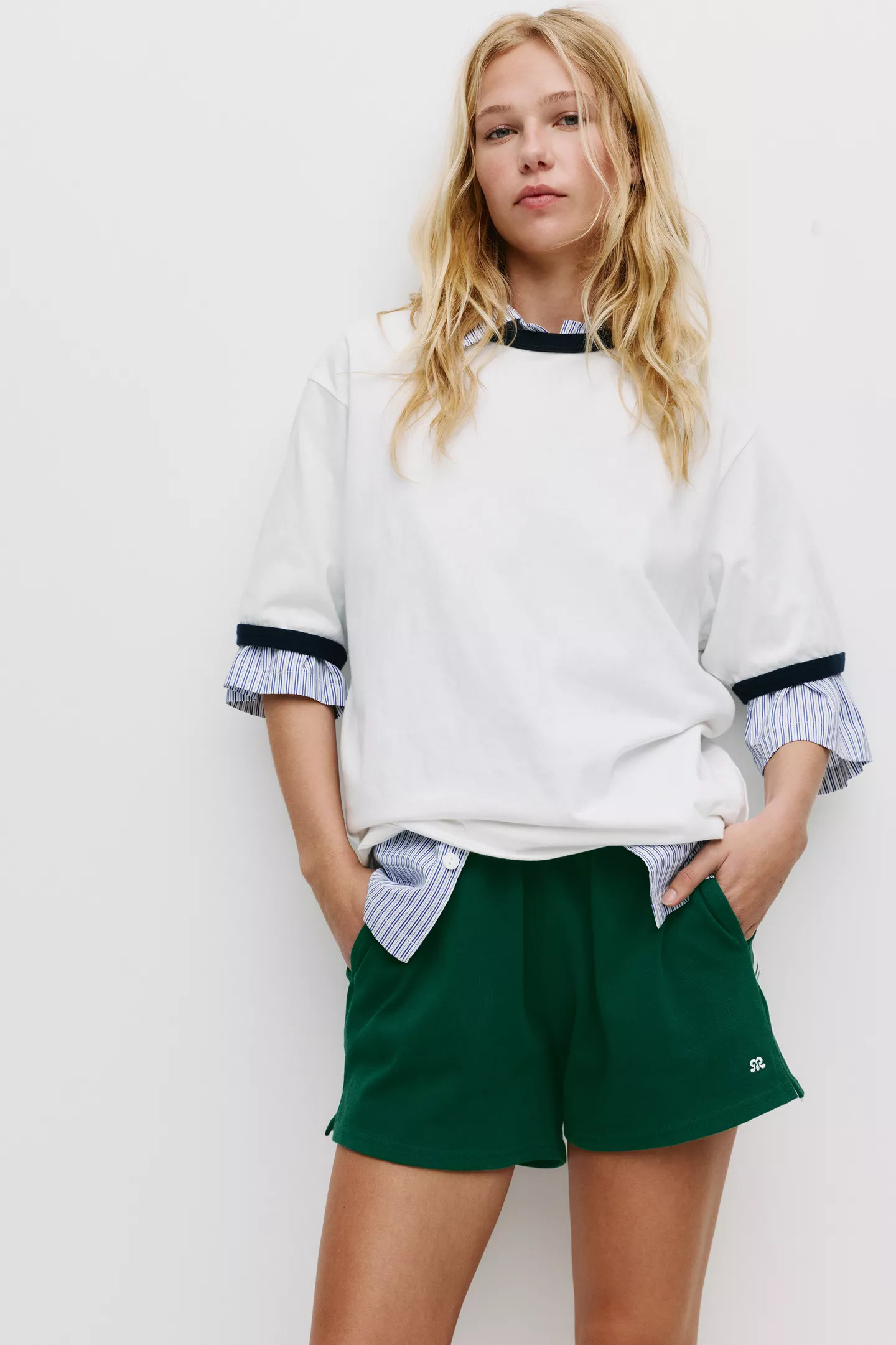 Tracksuit Bermuda shorts with side stripes | PULL and BEAR UK