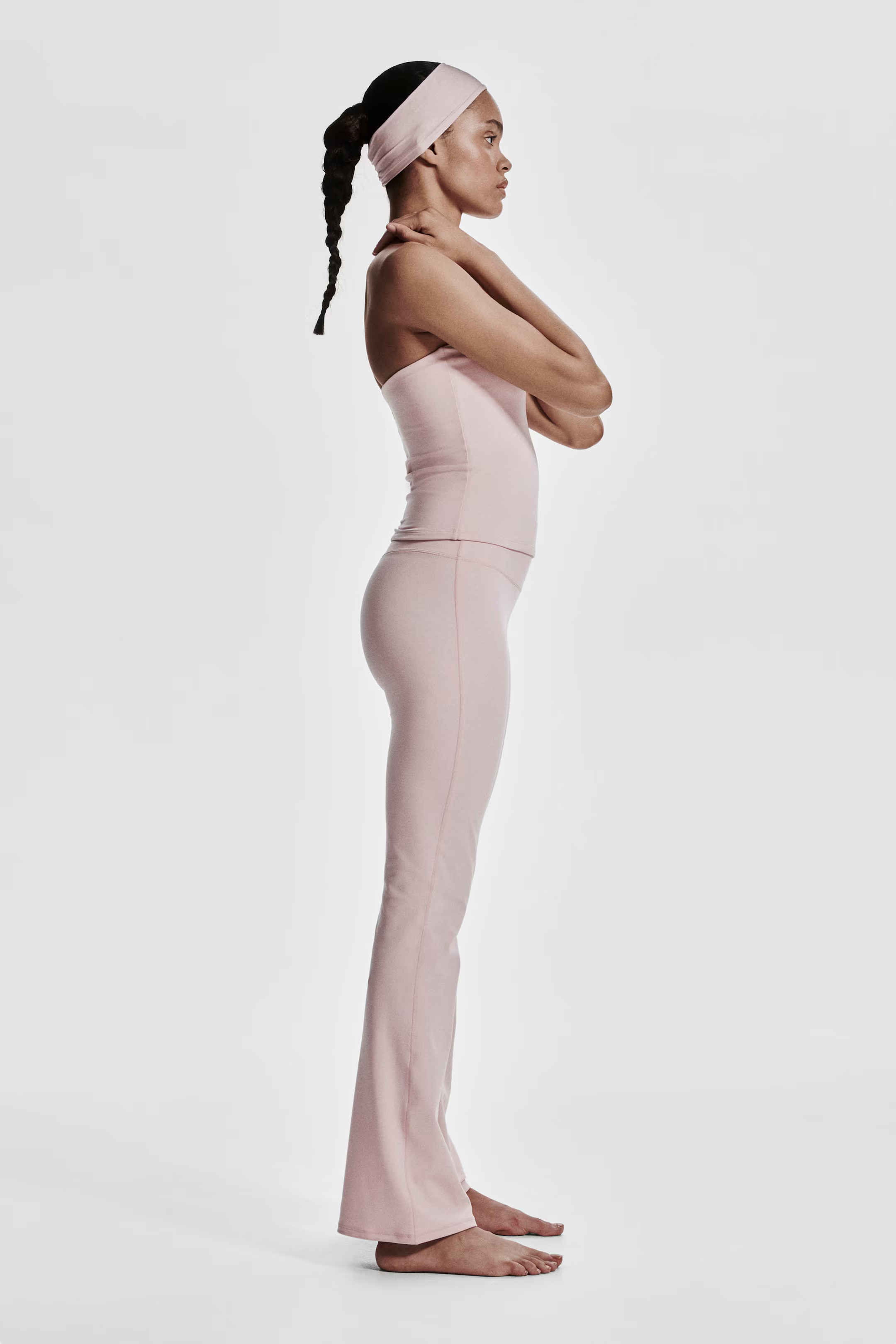 Ausgestellte Sportleggings mit SoftMove™ | H&M (DE, AT, CH, NL, FI)