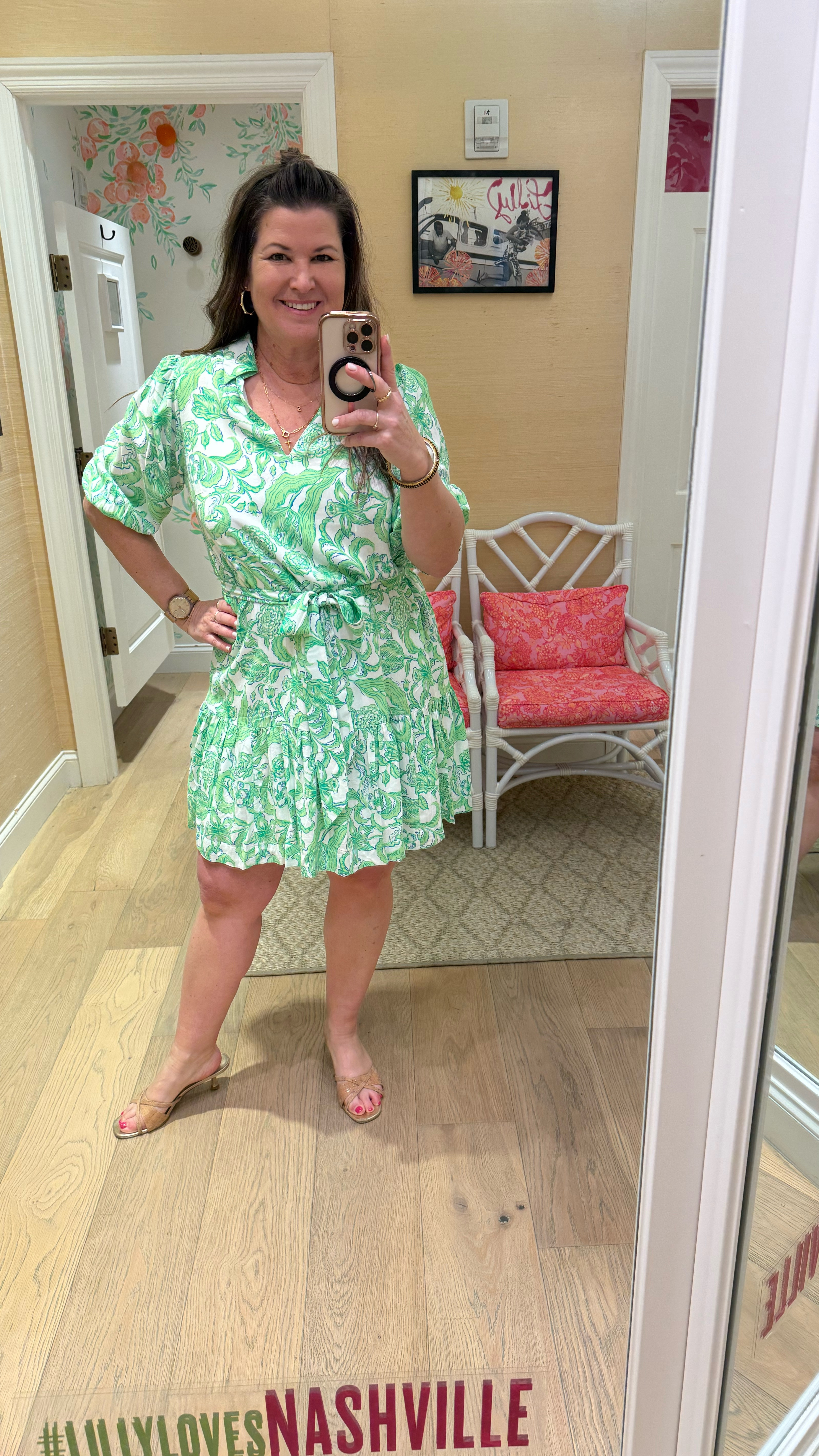 Lilly Pulitzer Renelle Dress in Resort White Daffodil Hill Size 12 Try-On #lillypulitzer

#LTKMidsize #LTKOver40