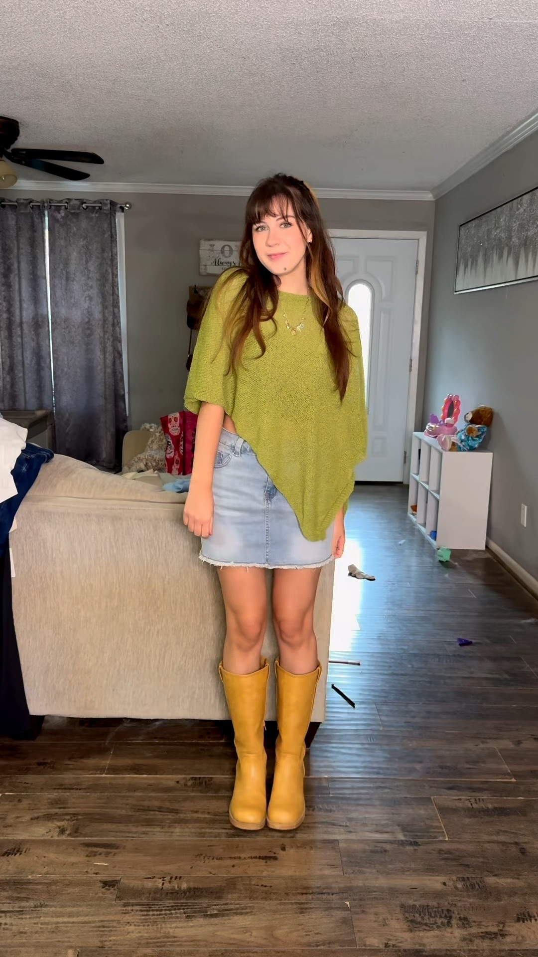 Cute fall outfit before it gets too cold 🥶  

#LTKShoeCrush #LTKFindsUnder50 #LTKStyleTip