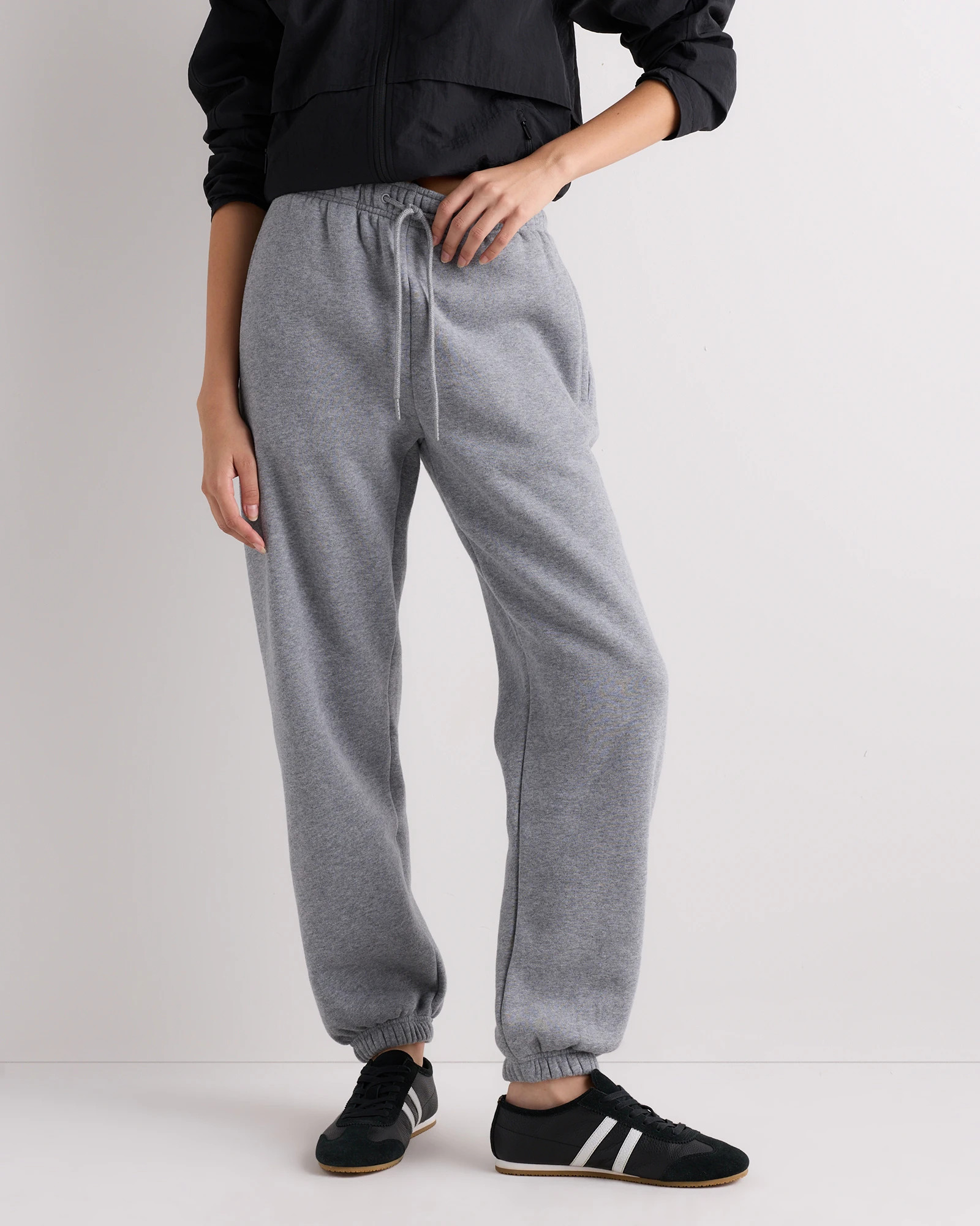 Quince | Women's Everyday Fleece Joggers in Washed Deep Navy, Size Medium, Organic Cotton | Quince