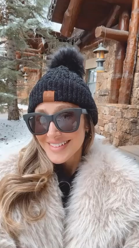 Cozy and stylish winter outfit idea
The cream fur coat is so beautiful and chic.
This is the most comfortable Amazon set, I have it in so many colors.
I love these black boots, very stylish.
Everything fits true to size
I’m wearing a size small in the set and XS in the coat

#LTKSeasonal #LTKover40 #LTKstyletip