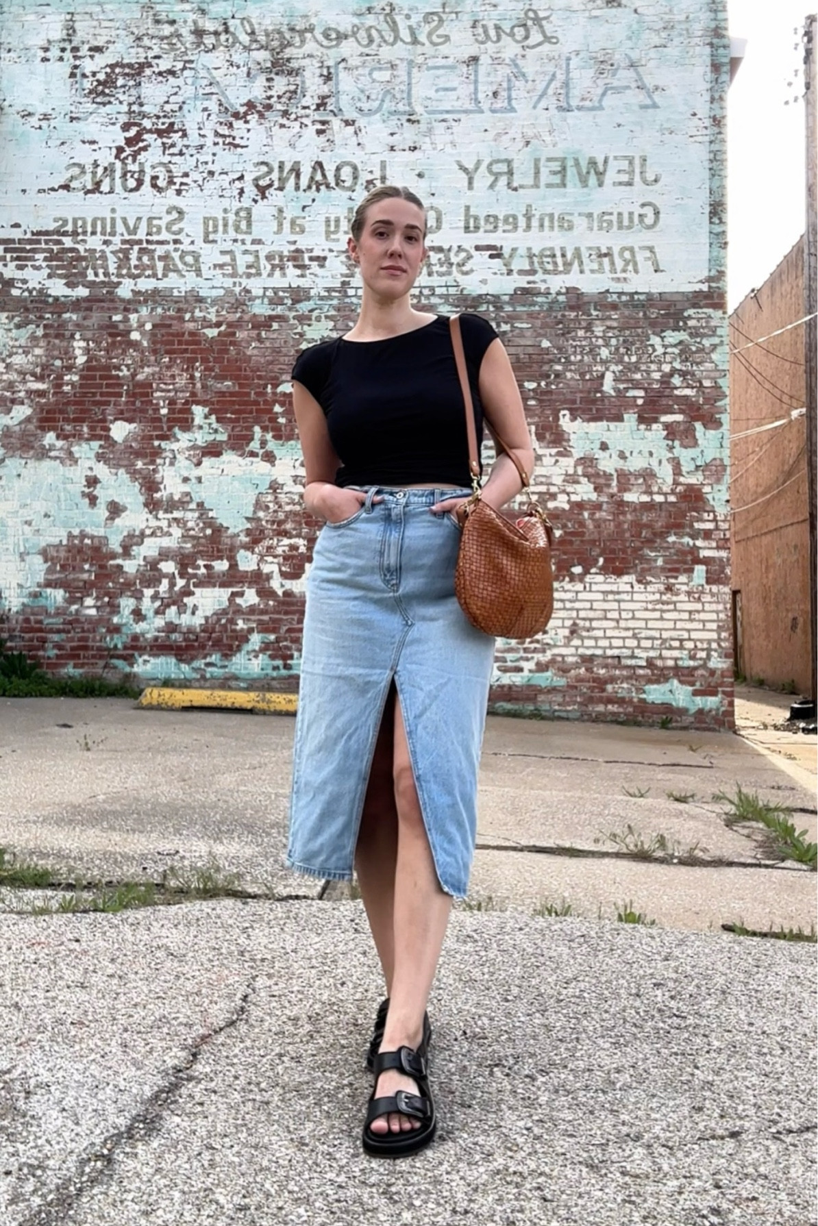 I was unsure about the denim midi / maxi trend, but I’m obsessssssed 🤩 

#LTKSeasonal #LTKfindsunder100 #LTKstyletip
