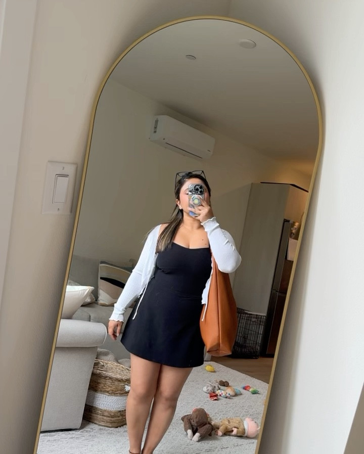 Serving style both on and off the court 🎾 The Alosoft Courtside Tennis Dress from Alo Yoga paired with the Slouchy Bag from Anthropologie is the perfect blend of sporty and chic.
Wearing M in the dress
Length is very petite friendly ❤️

#TennisFashion #AloYoga #AnthropologieStyle #FallFashion 




#LTKActive #LTKStyleTip #LTKItBag