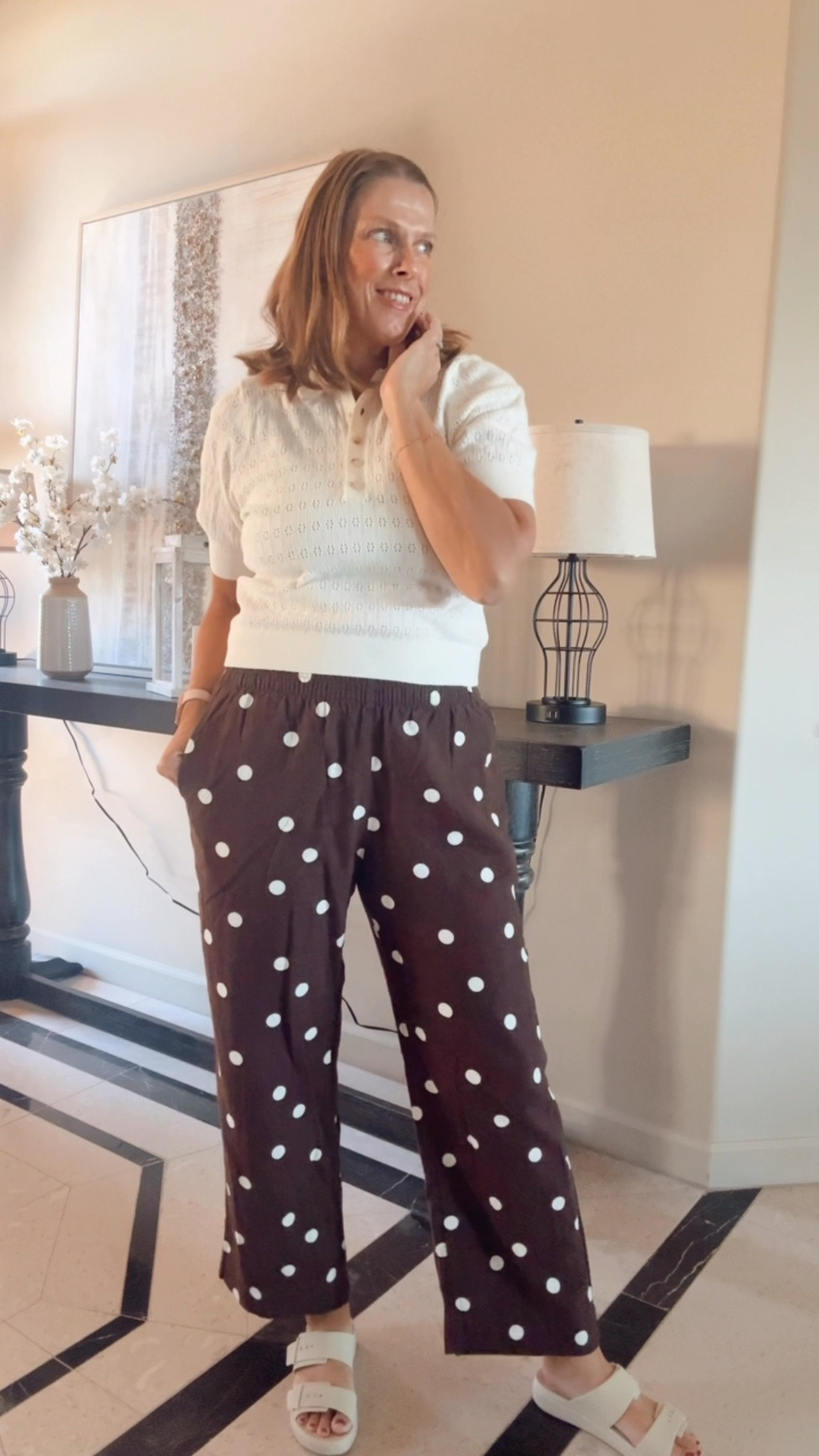 Casual chic in polka dots

Summer outfit, summer trends, linen pants, elevated basics, style over 40
Effortless look

#LTKsummer #LTKbeauty #LTKtravel