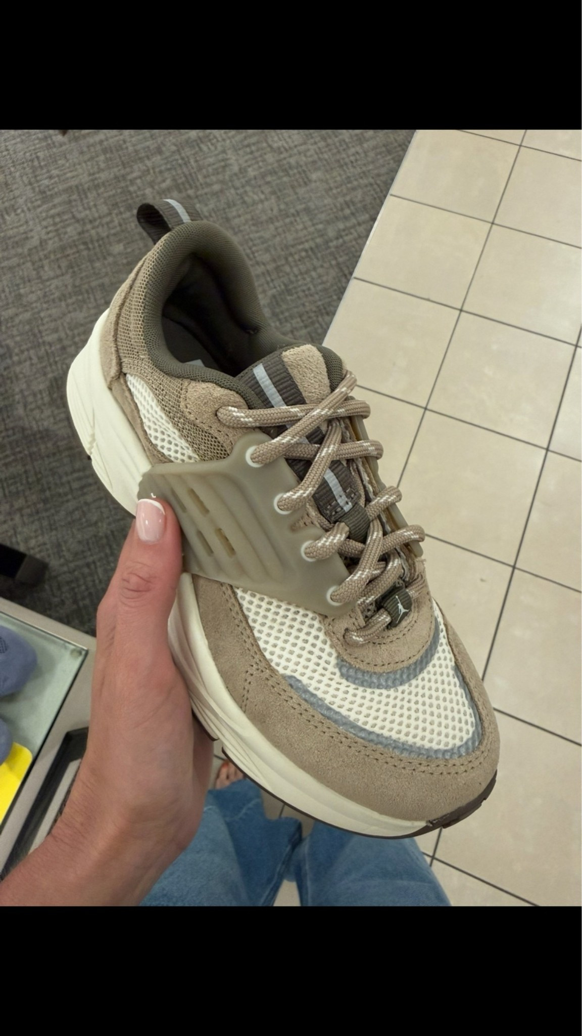 These sneakers are so cute and fun! Grab them during the Nordstrom anniversary sale !!