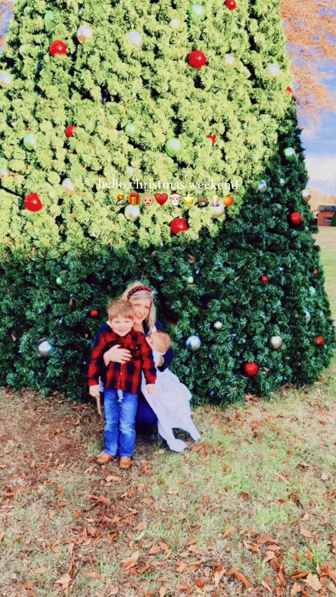 It’s been the merriest little start to christmas weekend around here 🎄🤱🎁👶🏼♥️🎅🏻🌟🦌🕯️#hellochristmasweekend

There is nothing like a quiet house with your morning coffee ☕️ by the glowing Christmas tree!! 🎄  Wes was off today 🤗 and it was the coziest little “Friday before Christmas” 🎅🏻 morning around the house 🏡 - look how cute last night’s craft 🎨👣 turned out, too!! 🦌🌟😍 And is there anything better than starting the Friday before Christmas off with some fresh pot pourri?! 🎄♥️🤩 Our house smells heavenly and like straight Christmas JOY y’all!! 🎁✨

This snuggly 😴 whittle Santa baby 🎅🏻👶🏼 is sweet as sugar 🥰😍 and I just wanna eat him right up!! 🤭✨ (p.s… linked our cozy jammies 🥰 over on my LTKit shop 🫶🏽🔗)!! Spent the rest of the morning fetching eggs 🥚from our ladies 🐓 and admiring the neatest little antique Christmas angel toy 🕯️🎄✨ that my sweet Uncle Edgar gave Judson the other day 🎊 - soooo magical!! 🎁🌟 #christmassnuggles #santababy #babysfirstchristmas #christmasmemories

We had the best little time going to pick up some last special family Christmas gifts 🎁 (they even wrapped ✂️ them for us - so precious!! ✨), play at the playground 🛝, and take in the Christmas decor!! 🎅🏻 Judson loved the giant tree🎄all decorated for Christmas 😍 - this time of year truly is so magical!! Happy Christmas Weekend, friends!! ♥️🌟 #themostwonderfultimeoftheyear #firstchristmasasafamilyoffour #oursantababies #christmascuties #santababies #santacuties #stayathomemama #mamaoftwo

| Motherhood | Country Living | Homemaker | Stay at Home Mom | Joyful Motherhood | Faith | Newborn and Toddler Days | Boy Mama x 2 | First Holiday Season as a Family of Four | Holiday Season Fun | Holiday Season with Littles | Christmas with Littles | Baby’s First Christmas | First Christmas as a Family of Four | Christmas Traditions | Christmas Joy | Christmas with a New Baby

…

#emilysayswes #judsoncarpentermabry #levirhettmabry #mommyblogger #twounderthree #newbornandtoddlerdays #boymamax2 #sahm #joyfulmotherhood #stayathomemom #fullhandsfullerhearts 

#LTKHoliday #LTKFamily #LTKBaby