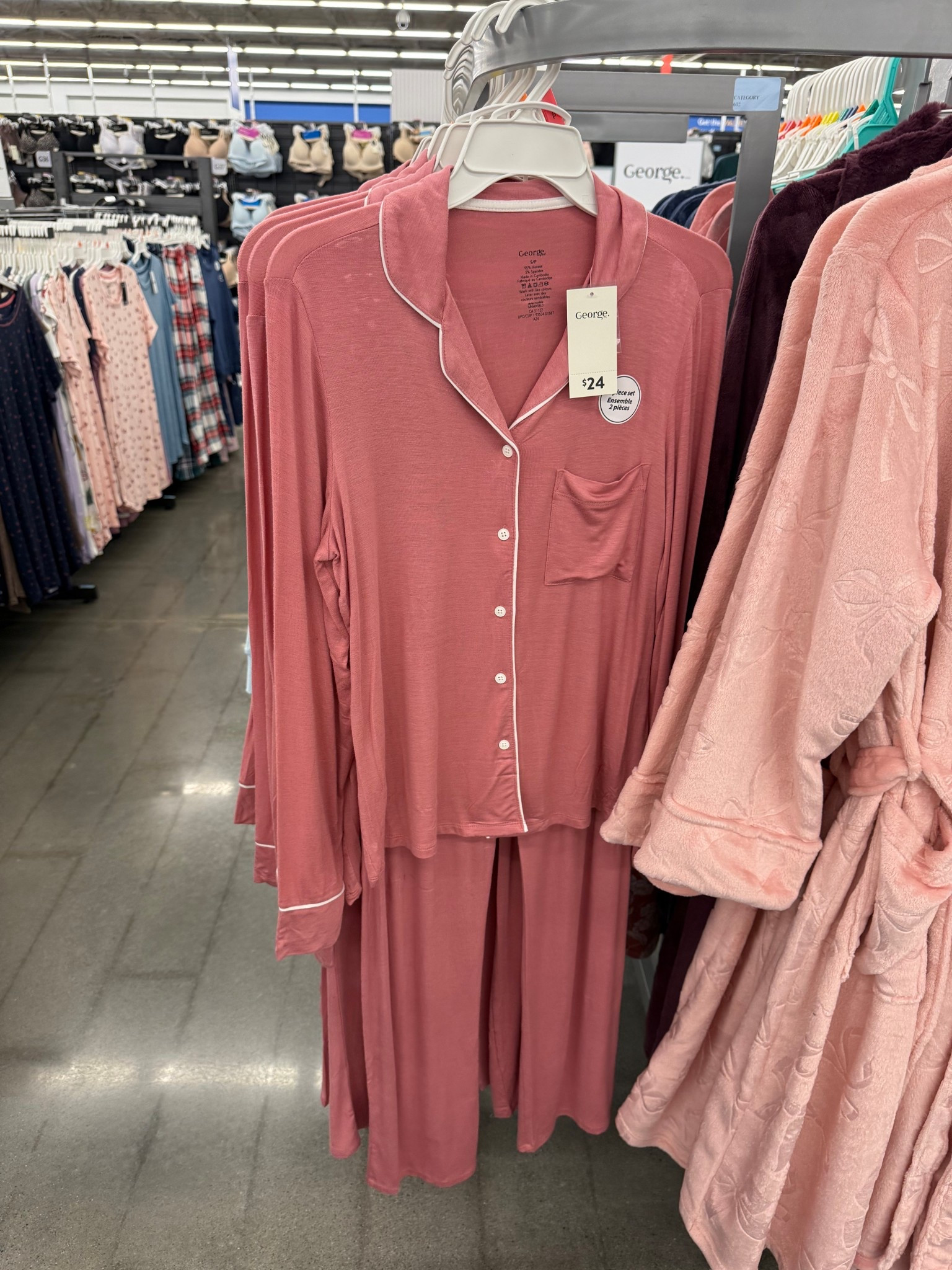 These pajamas are literally a barefoot dreams dupe. Viscose bamboo pajamas for $24 on sale for $19 now!!! 

#LTKSaleAlert