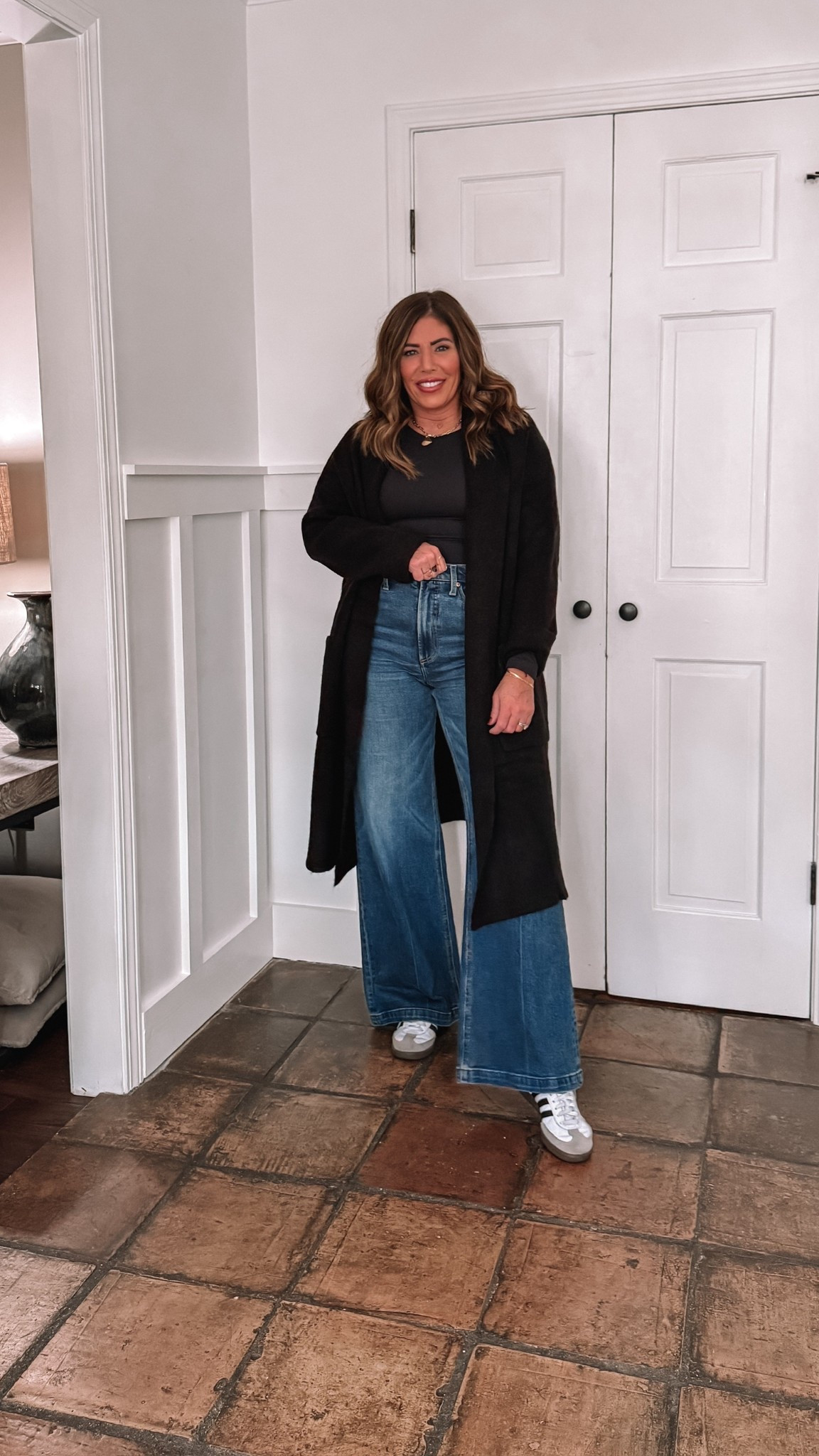 Amazon must have basics

🚨On sale 17% off!🚨

These look for less fitted crewneck tees are honestly the best quality I have tried— they’re double lined and breathable and they feel like second skin. The quality is amazing. They come in a ton of colors and they’re true to size but if you want them to be loose size up. I am wearing a medium in all six colors.

This Amazon cardigan is a staple in my wardrobe and it's under $50. Comes in a ton of colors.


#LTKFindsUnder100 #LTKMidsize #LTKOver40