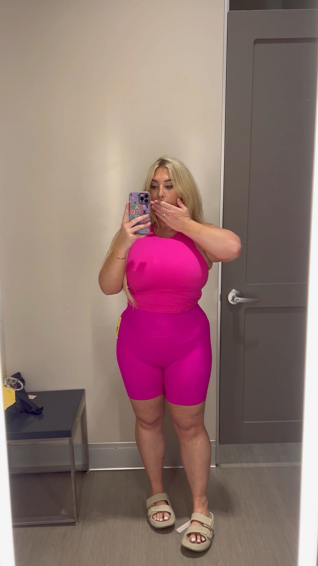 Trying on all of the new summer activewear at target as a size 12/14

Midsize activewear
Plus size activewear
Curvy fashion 
Curvy activewear
Size 12