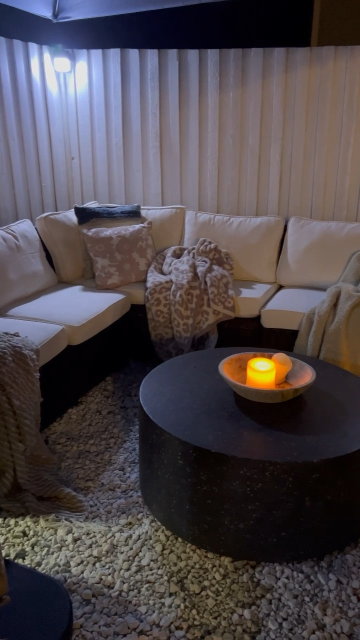 Throw blankets, outdoor living, outdoor coffee table, outdoor decor, patio decor 
Fall decor 

#LTKstyletip #LTKhome

#LTKSeasonal