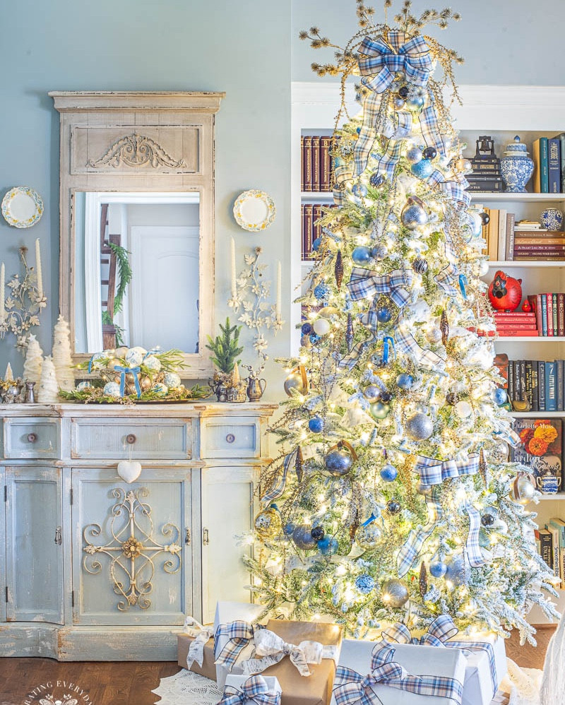 Transform your home into a cozy winter wonderland with the 8’ Queen Flock® Slim Christmas Tree from King of Christmas. 

This beautifully flocked, slim-profile tree is perfect for smaller spaces, bringing elegance and charm without overwhelming your room. 

I’m also sharing links to the ornaments and ribbons I used, so you can recreate this look and add a magical touch to your holiday decor! 🌲✨
#LTKChristmas


#LTKHoliday #LTKSeasonal #LTKHome