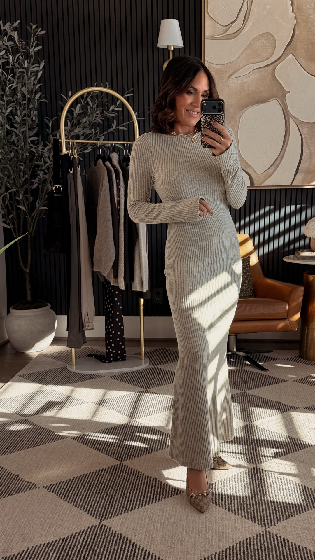 Okay besties — this Amazon knit dress is the definition of simple but stunning 🤍
It hugs in all the right places, has that soft ribbed texture, and feels effortlessly chic for the season.
Dress it up with heels or keep it casual with boots — either way, she’s a win.



5’2” • 130 lbs • 25” waist • 34DD • wearing size Small

All Amazon + petite-friendly 🤝

#AmazonFashion #PetiteStyle #WomenOver40Style #FallOutfitInspo #ChicAndComfy #AmazonFinds #affiliate
