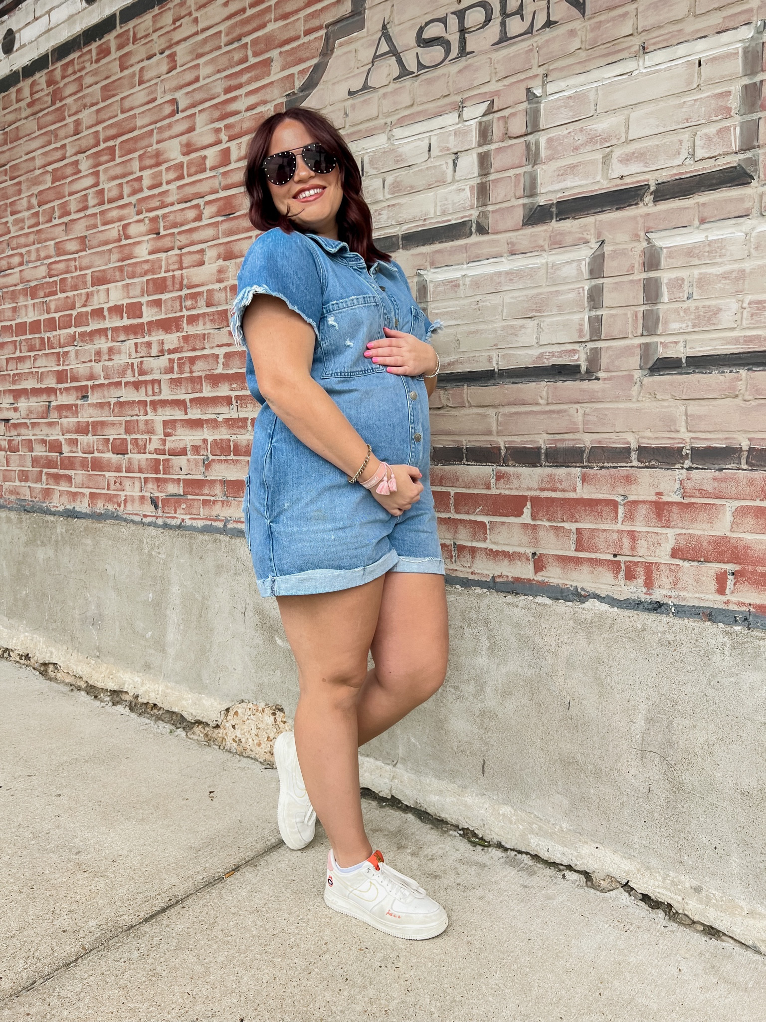 So versatile! A closet staple in my book! It’s bump friendly, oversized, and even postpartum friendly. So comfy, cute, and casual! You can dress up or down by changing out the shoes and accessories! 😍🩷

#LTKstyletip #LTKbump #LTKcurves