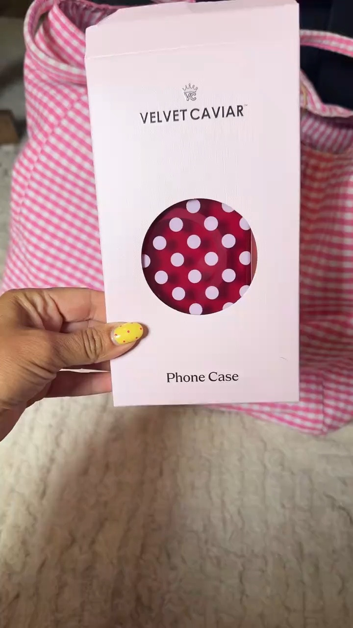 How cute is this case?! 

#LTKvlog #LTKU #LTKMothersDay