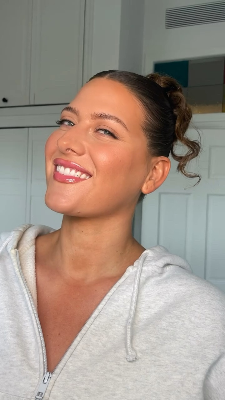 natural glam for my girl
🩶 @raeannlangas 🩶

#ltknyfw

#LTKBeauty